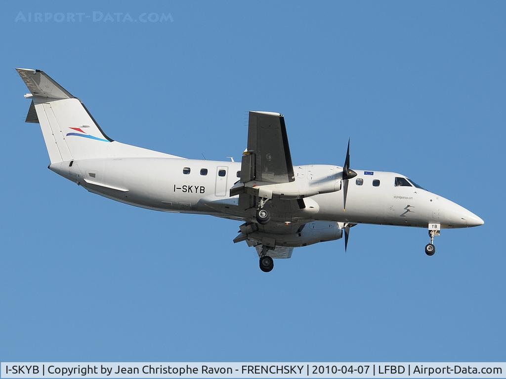 I-SKYB, 1988 Embraer EMB-120RT Brasilia C/N 120087, Skybridge AirOps landing runway 23 (dd 9/07 Seen stored LFBF 03/19)