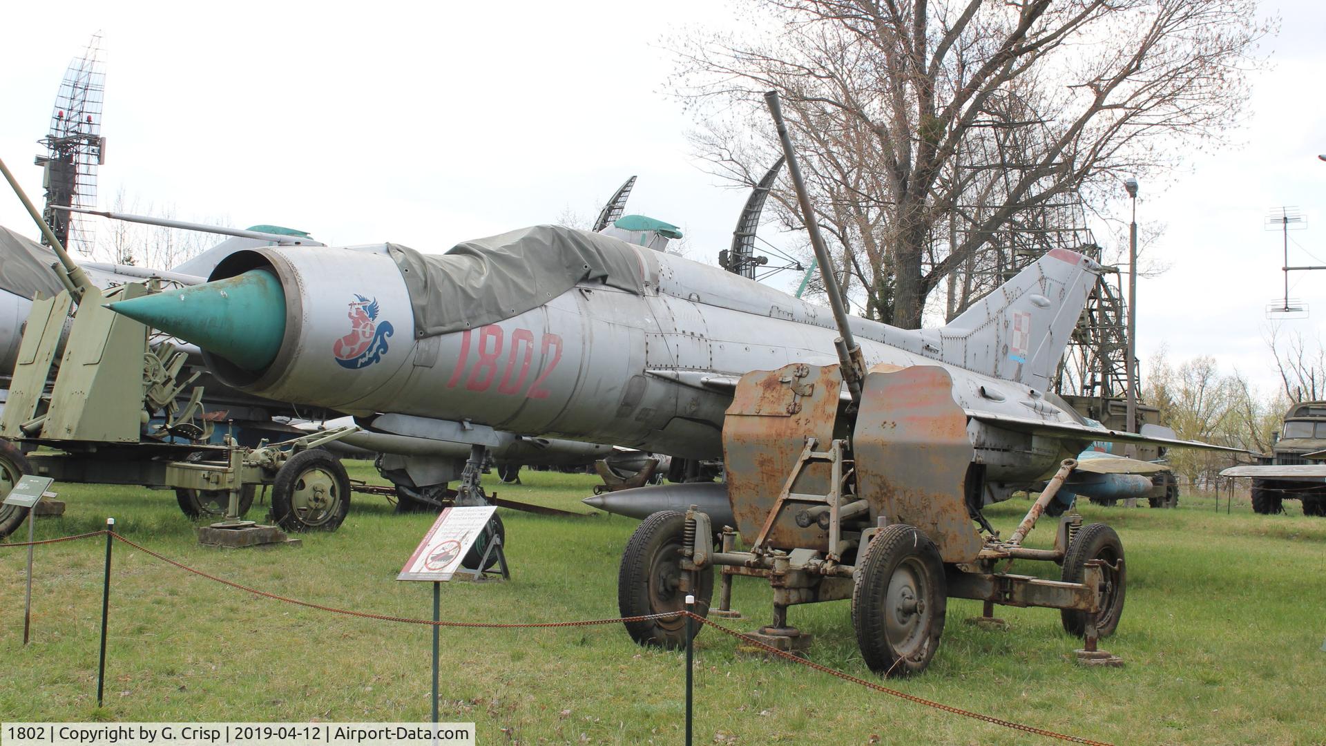 1802, Mikoyan-Gurevich MiG-21PF C/N 761802, Museum of Military Technology
Fort Sadyba, Warsaw, Poland