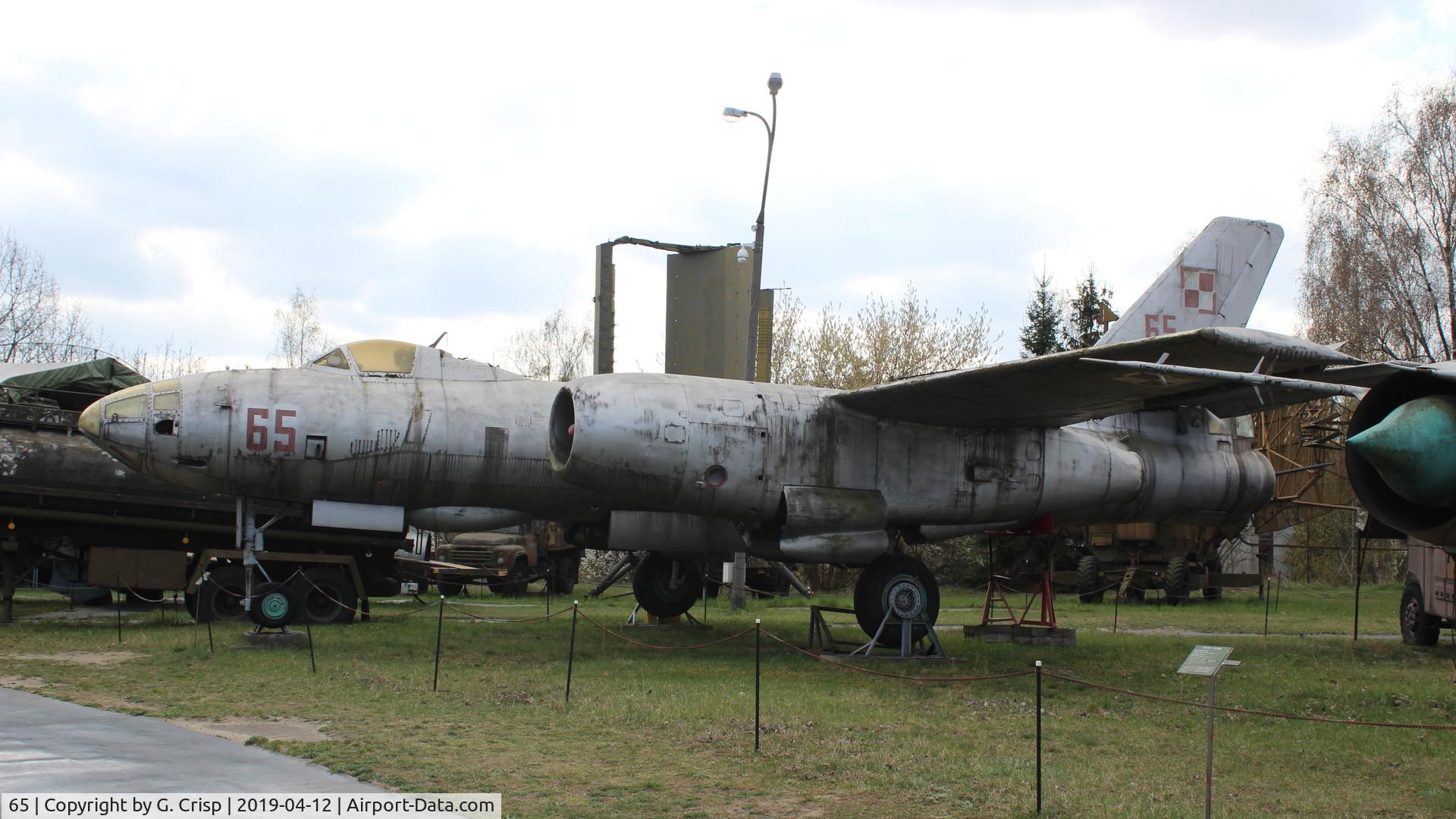 65, Ilyushin Il-28 C/N 56729, Museum of Military Technology
Fort Sadyba, Warsaw, Poland