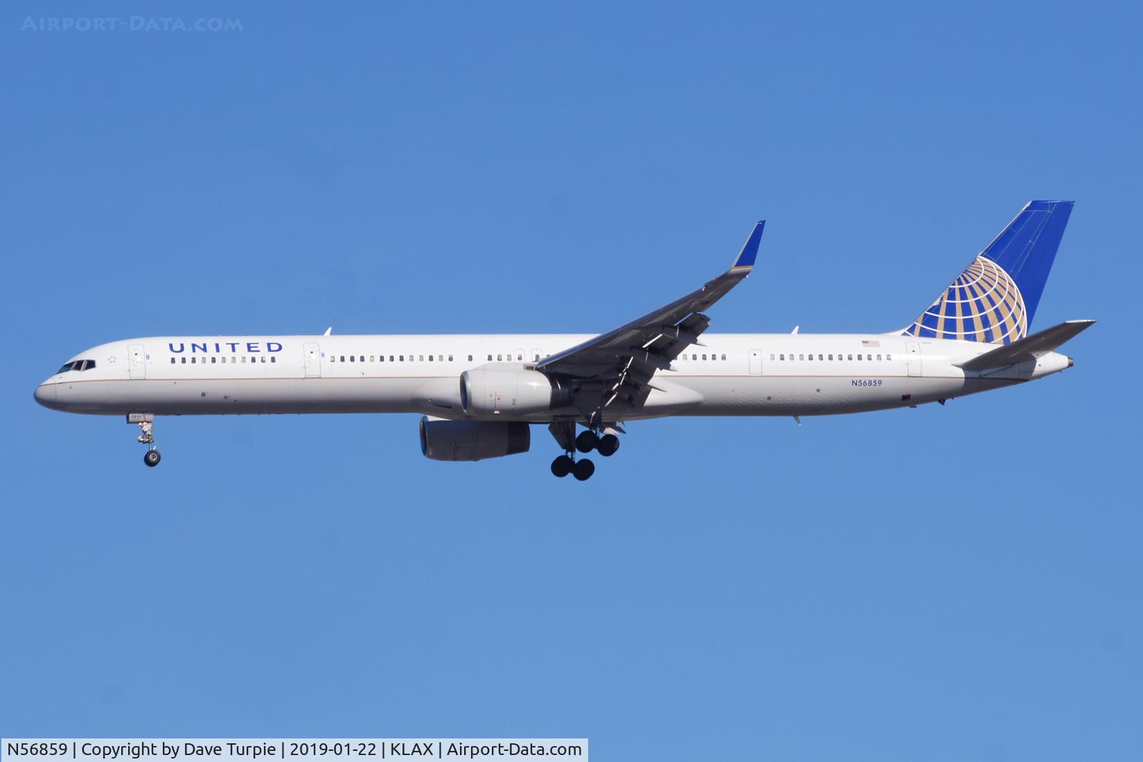 N56859, 2004 Boeing 757-324 C/N 32818, No comment.