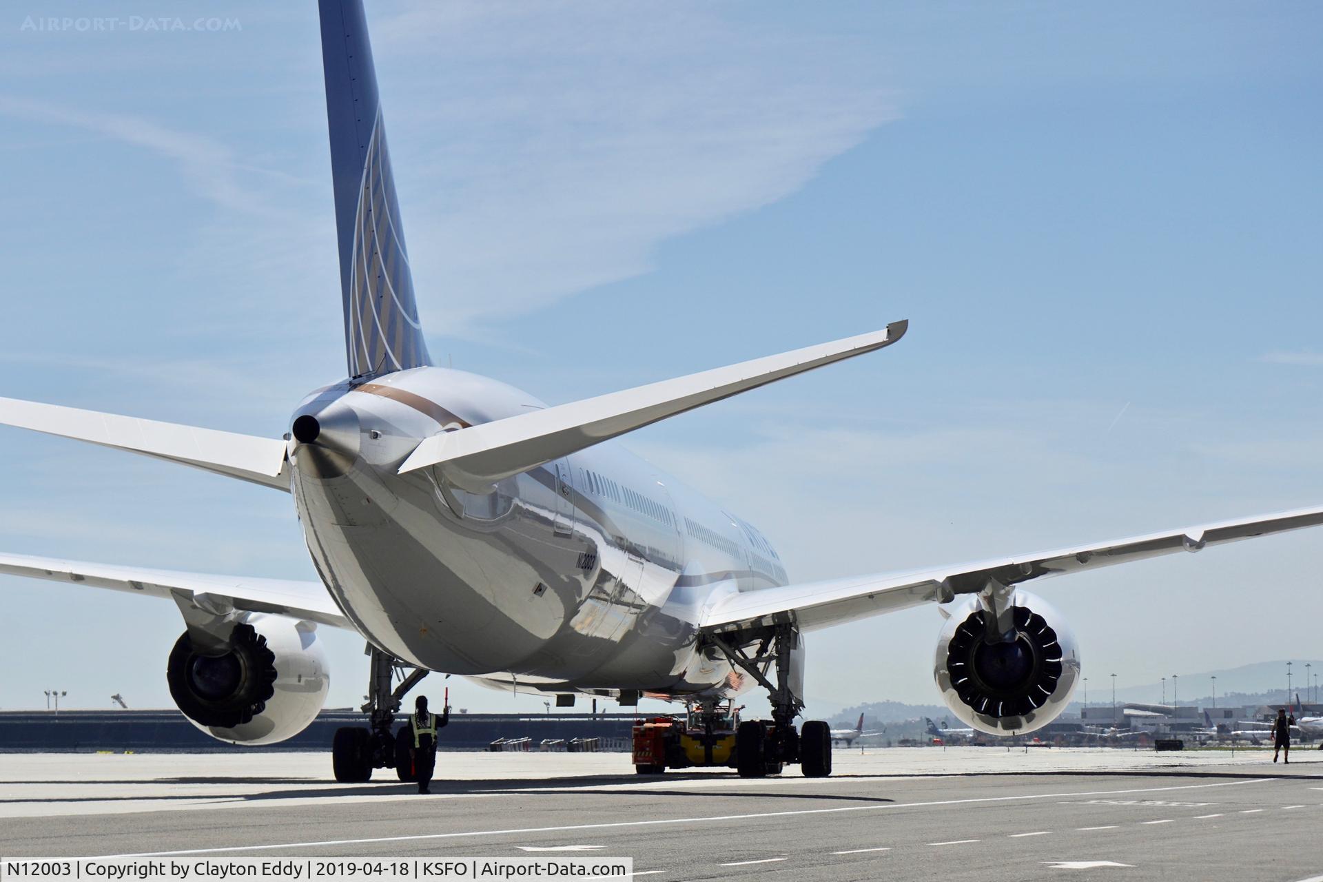N12003, 2018 Boeing 787-10 Dreamliner Dreamliner C/N 40935, SFO 2019.