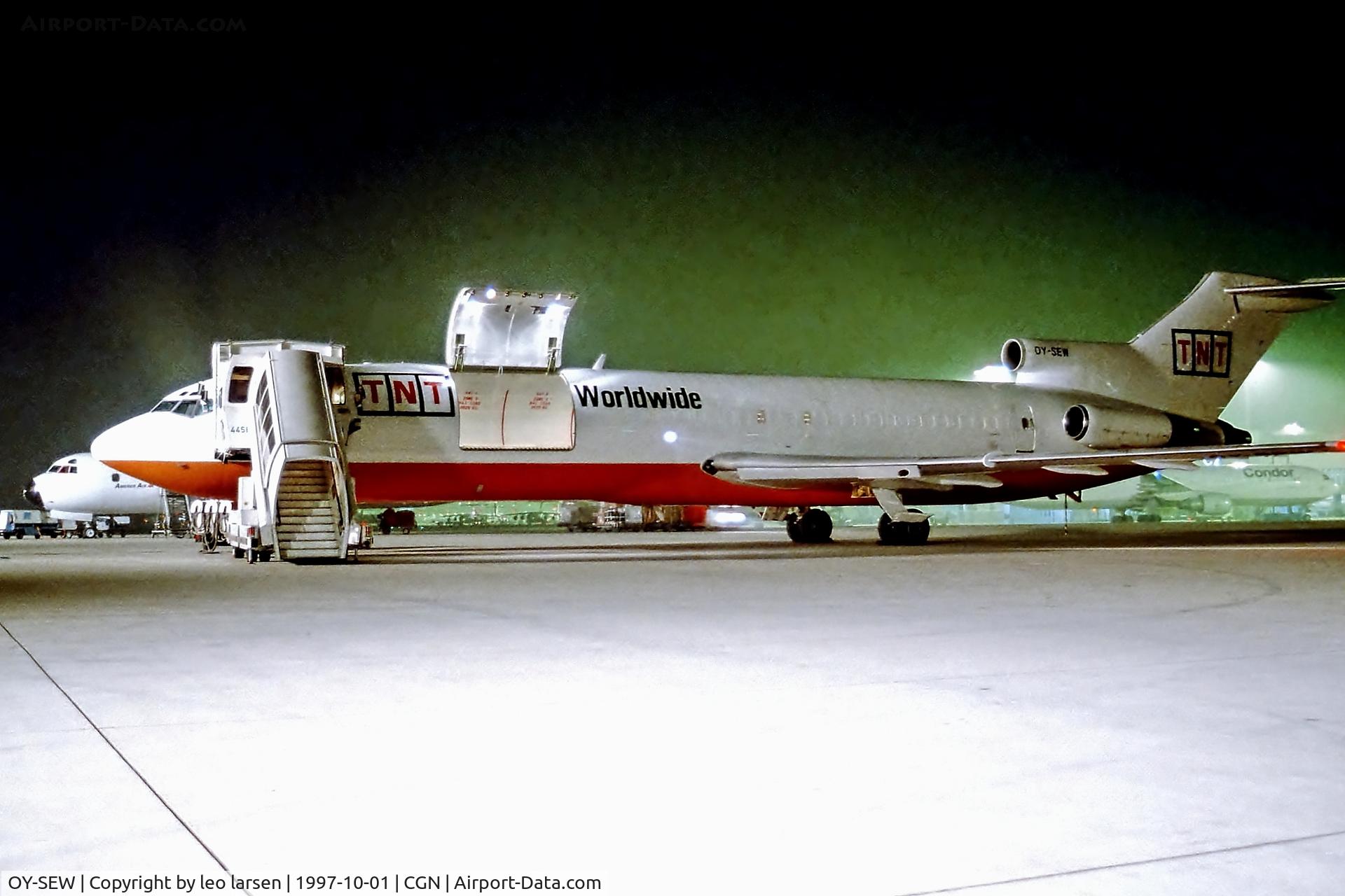 OY-SEW, 1978 Boeing 727-287 C/N 21688, Cologne 1.10.1997