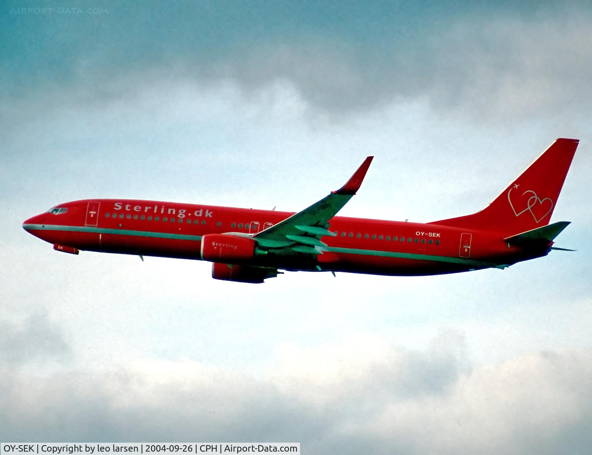 OY-SEK, 2004 Boeing 737-86Q C/N 30292, Copenhagen Kastrup 26.9.2004