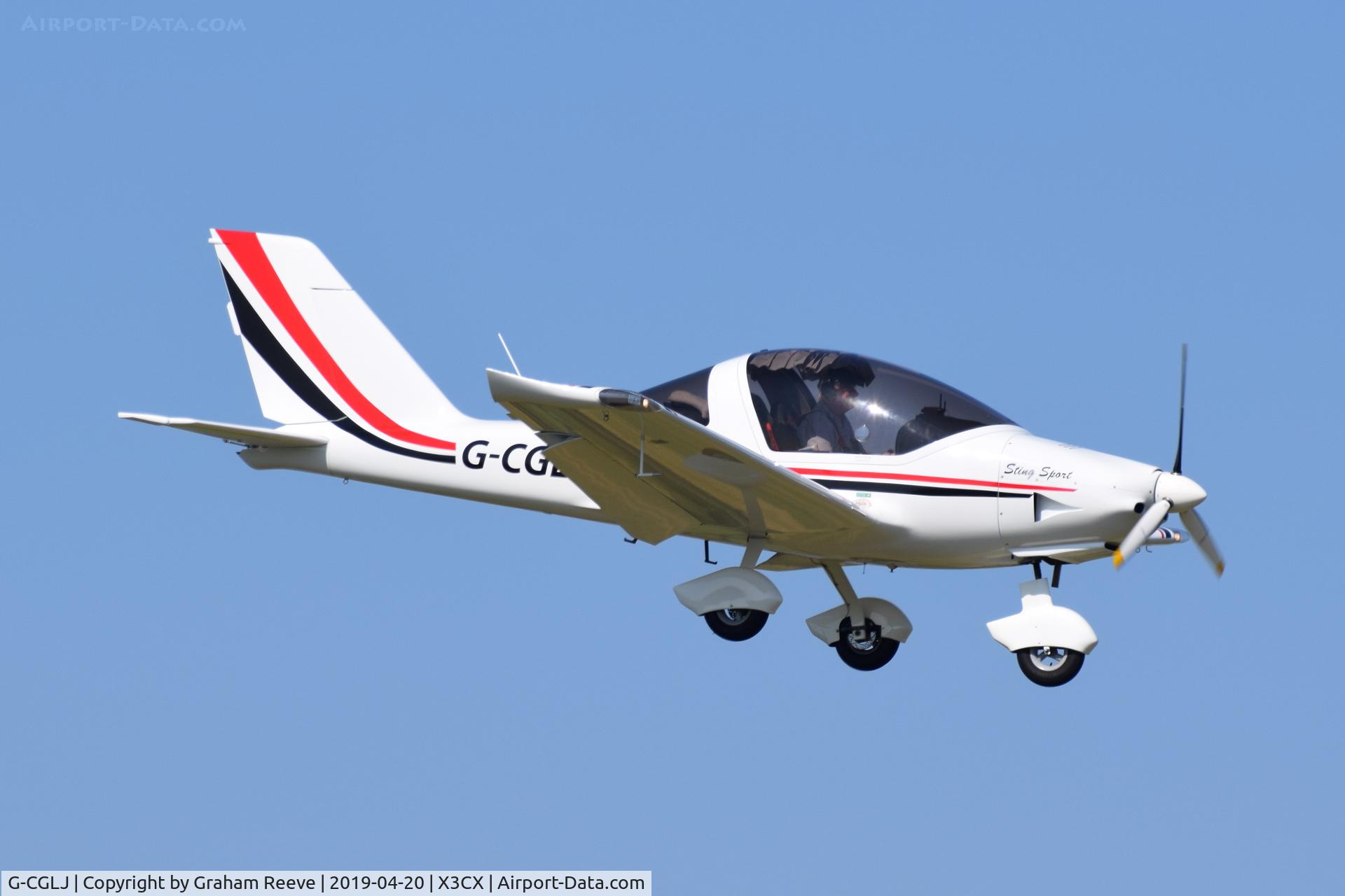 G-CGLJ, 2009 TL Ultralight TL-2000 Sting Carbon C/N LAA 347-14794, Landing at Northrepps.