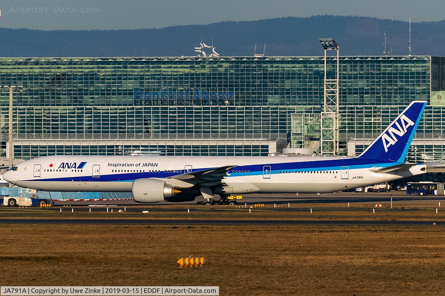 JA791A, 2015 Boeing 777-381/ER C/N 60137, morning sun
