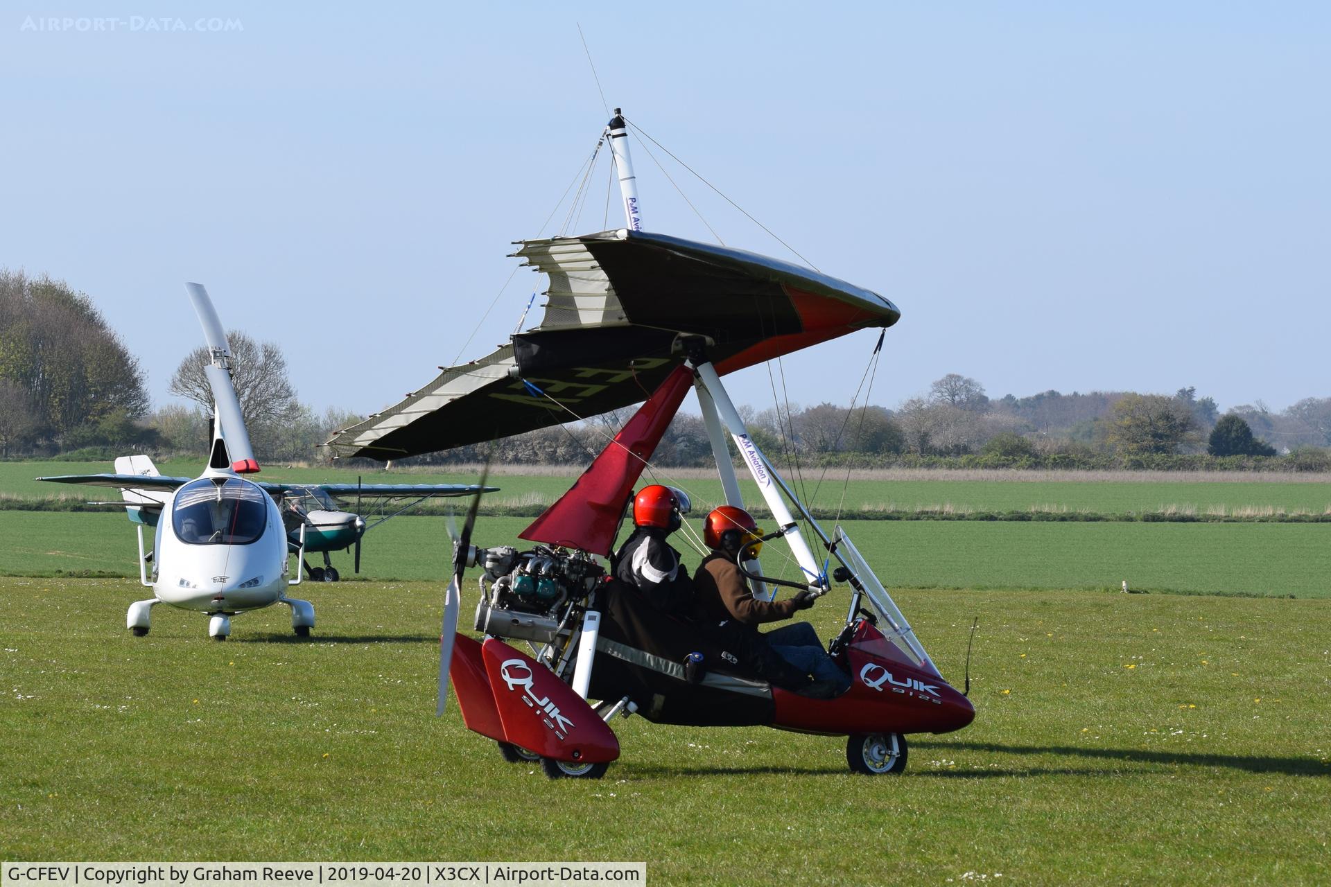 G-CFEV, 2008 P&M Aviation Pegasus Quik C/N 8375, Just landed at Northrepps.
