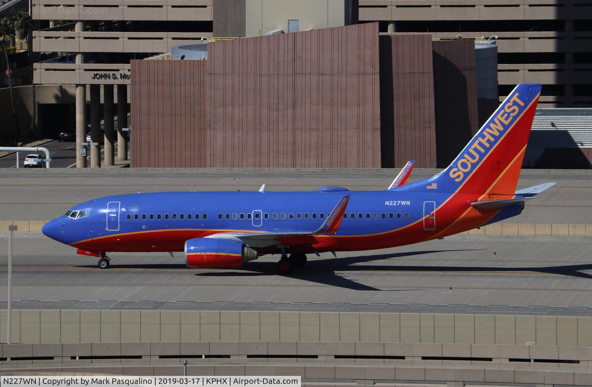 N227WN, 2005 Boeing 737-7H4 C/N 34450, Boeing 737-7H4