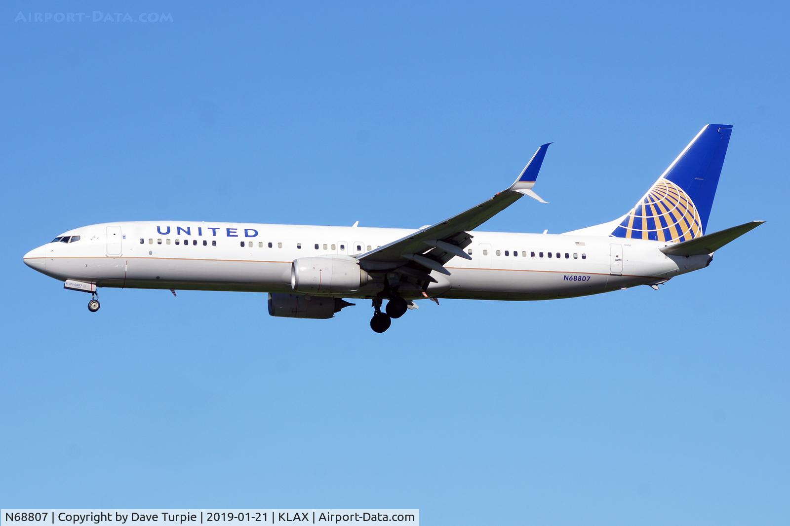 N68807, 2013 Boeing 737-924/ER C/N 42819, No comment.