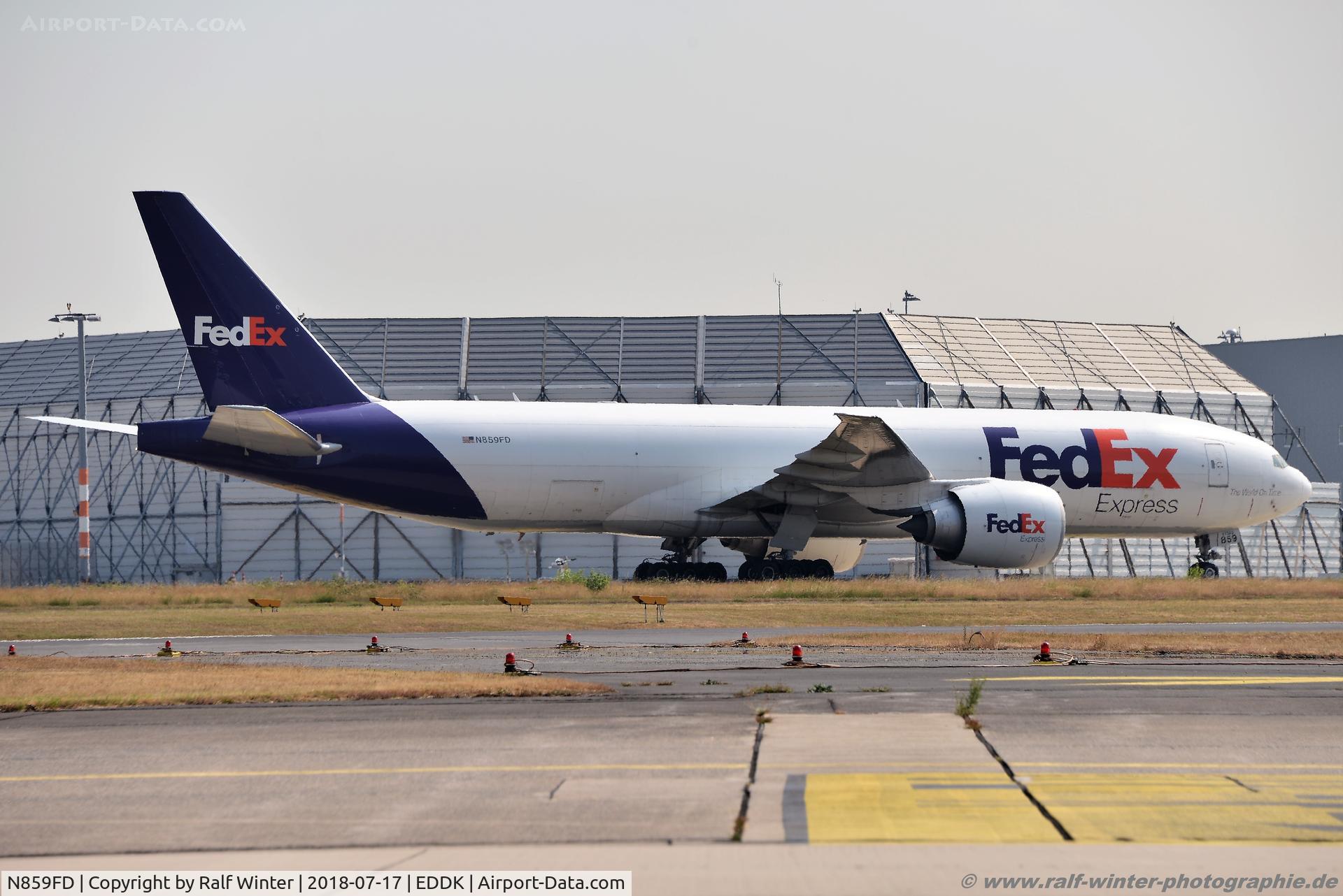 N859FD, 2013 Boeing 777-FS2 C/N 37730, Boeing 777-FS2 - FX FDX Federal Express FedEx - 37730 - N859FD - 17.07.2018 - CGN