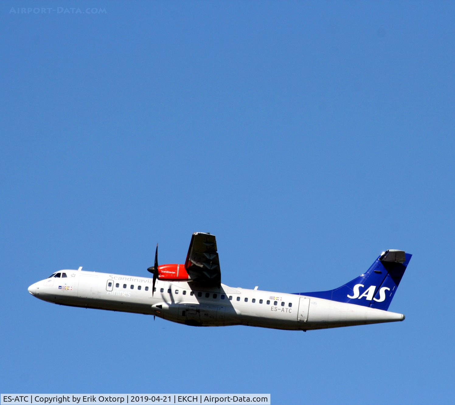 ES-ATC, 2014 ATR 72-212A C/N 1164, ES-ATC taking off rw 22R