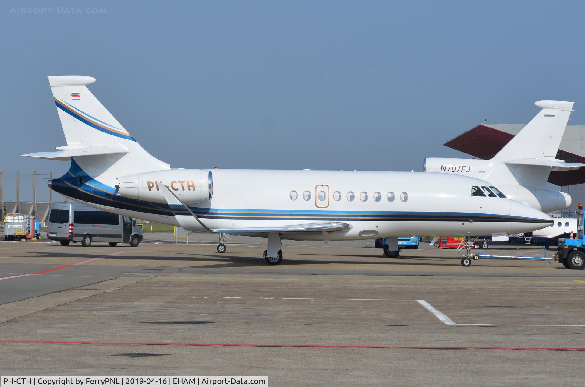 PH-CTH, 2011 Dassault Falcon 2000LX C/N 194, Flying Service 2000LX