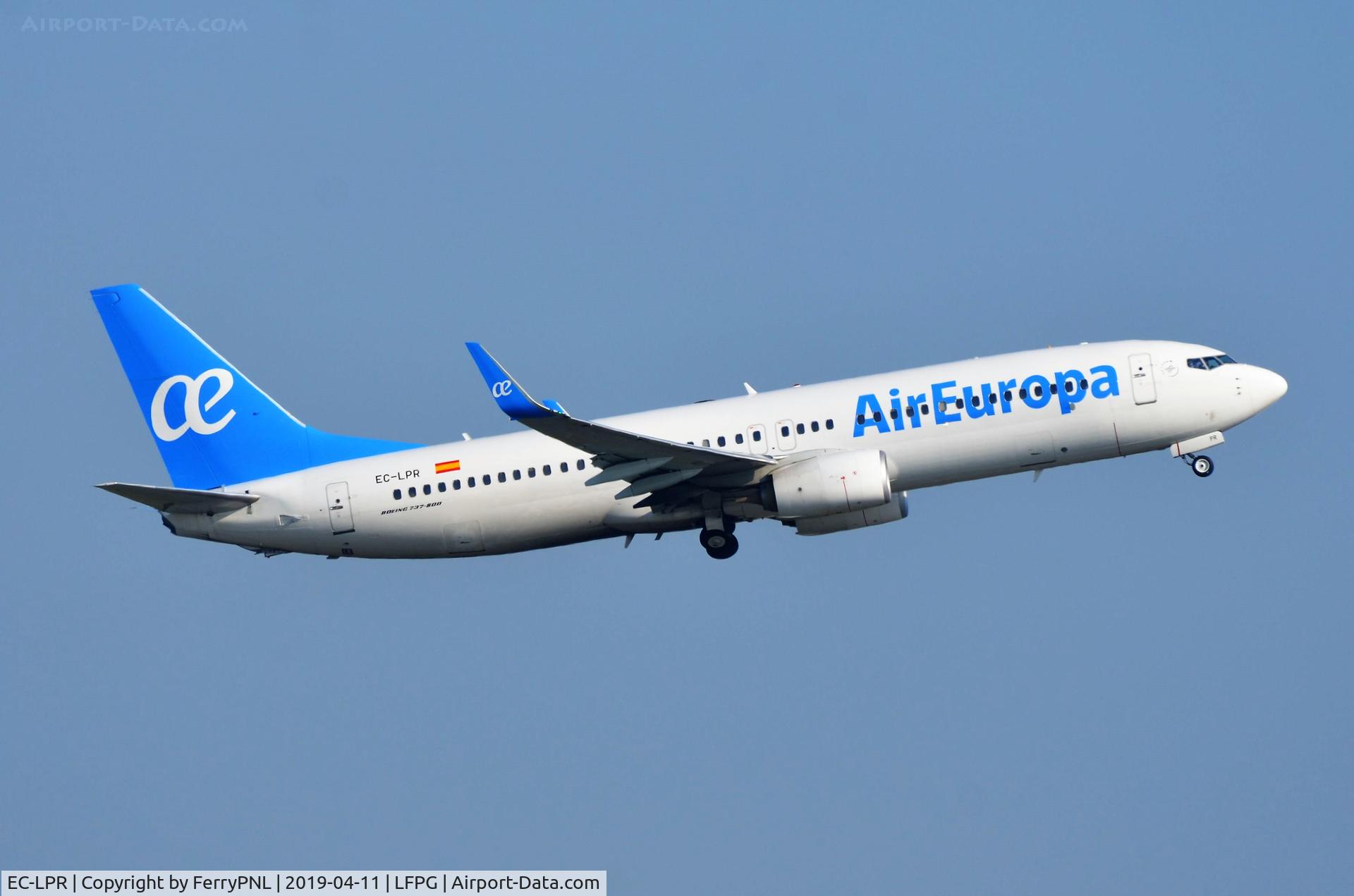 EC-LPR, 2012 Boeing 737-85P C/N 36588, Air Europa B738 departing