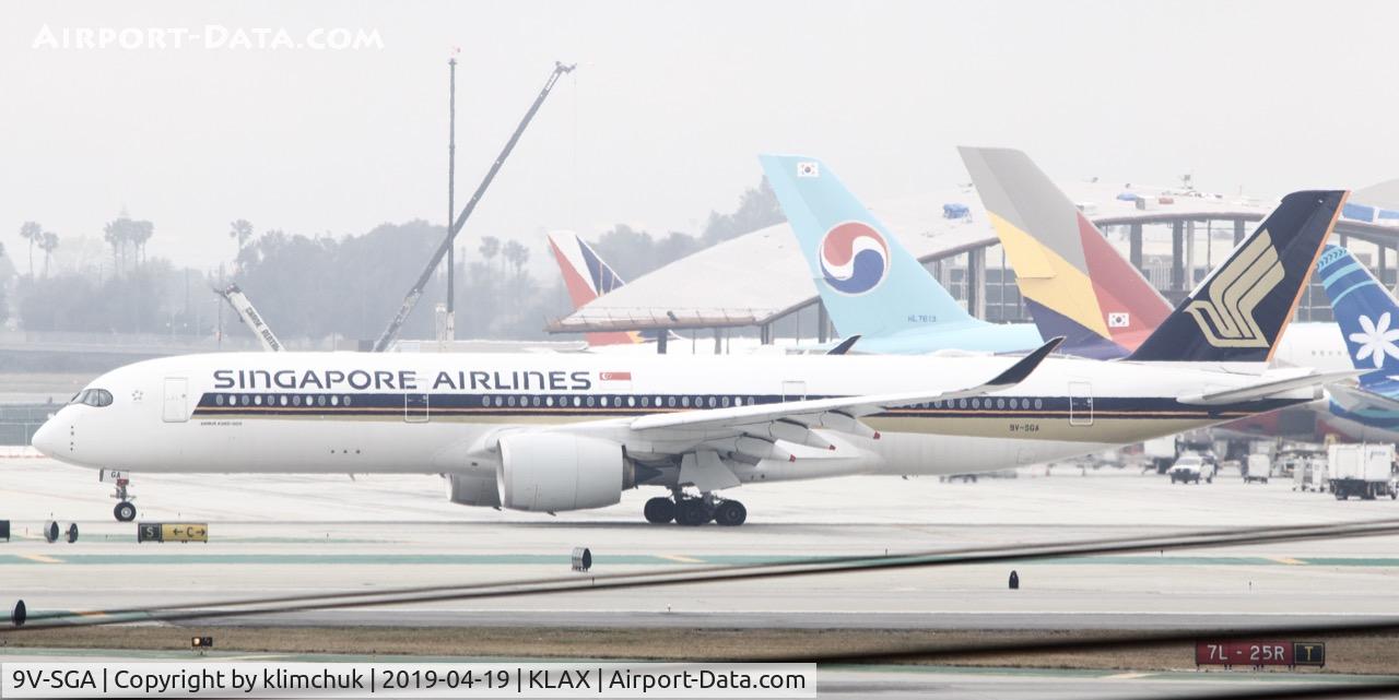 9V-SGA, 2018 Airbus A350-941 ULR C/N 220, Departing to Singapore