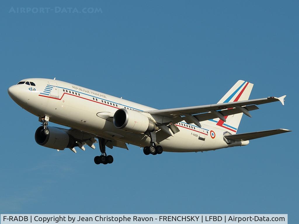 F-RADB, 1987 Airbus A310-304 C/N 422, COTAM landing runway 23