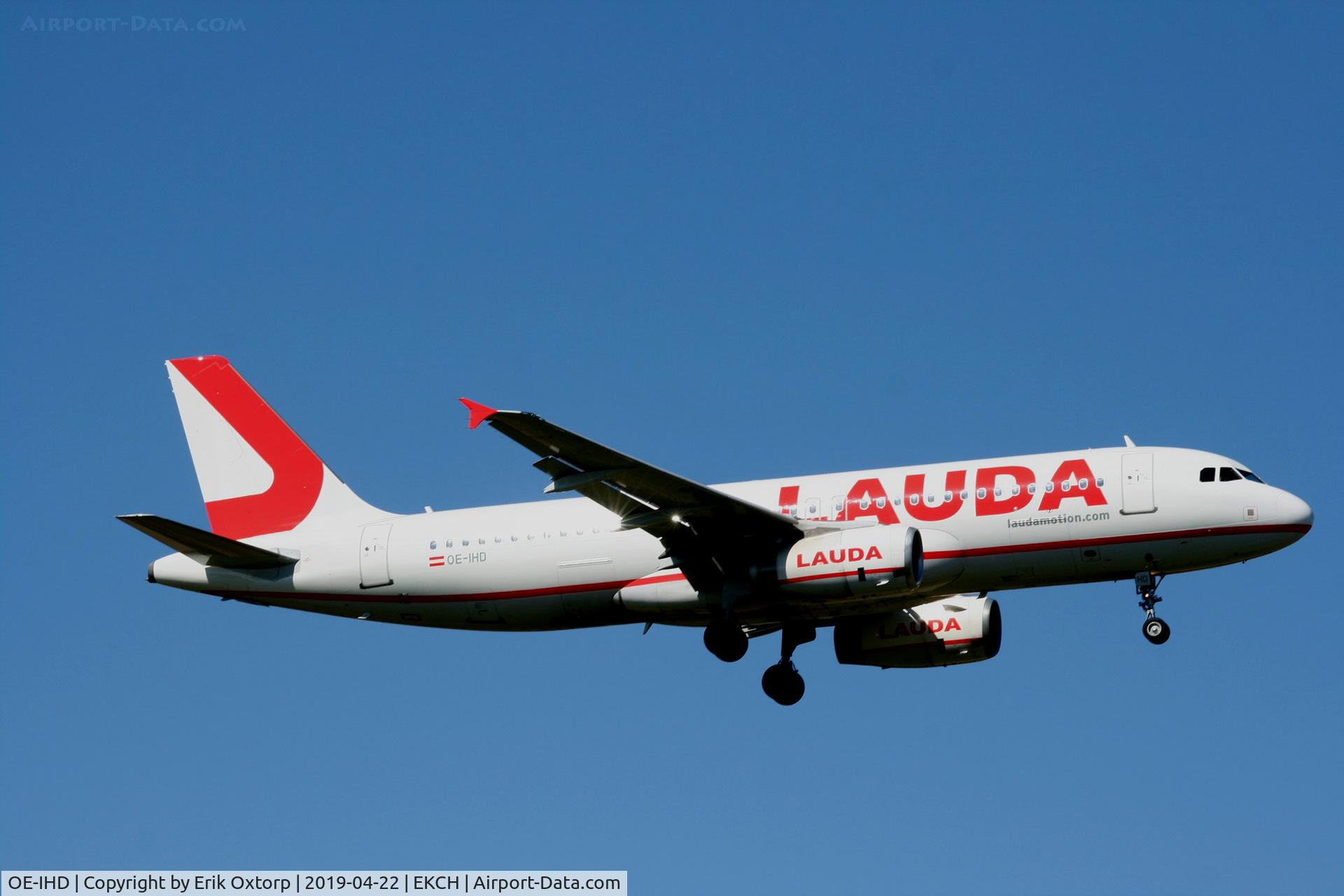 OE-IHD, 2007 Airbus A320-232 C/N 3270, OE-IHD landing rw 04L