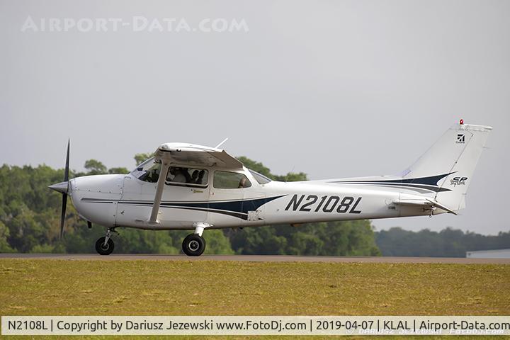 N2108L, 2004 Cessna 172S C/N 172S9605, Cessna 172S Skyhawk  C/N 172S9605 , N2108L