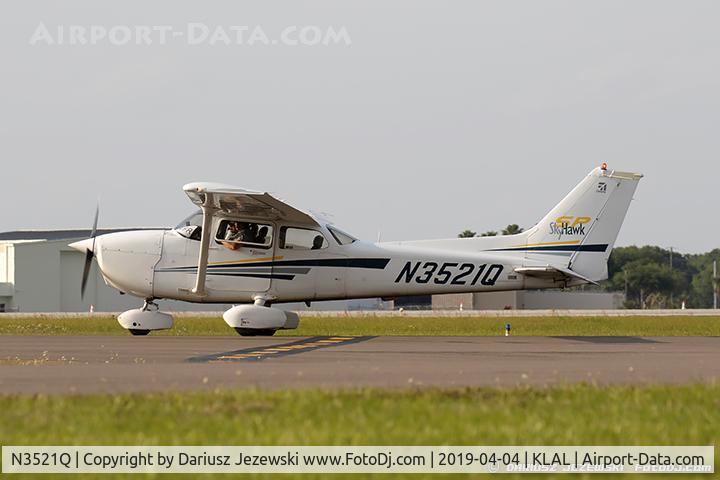 N3521Q, Cessna 172S C/N 172S8847, Cessna 172S Skyhawk  C/N 172S8847, N3521Q