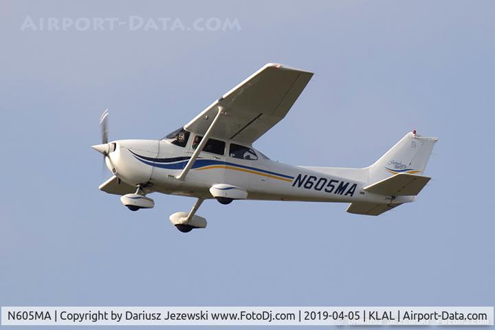 N605MA, 2000 Cessna 172S C/N 172S8605, Cessna 172S Skyhawk  C/N 172S8605 , N605MA