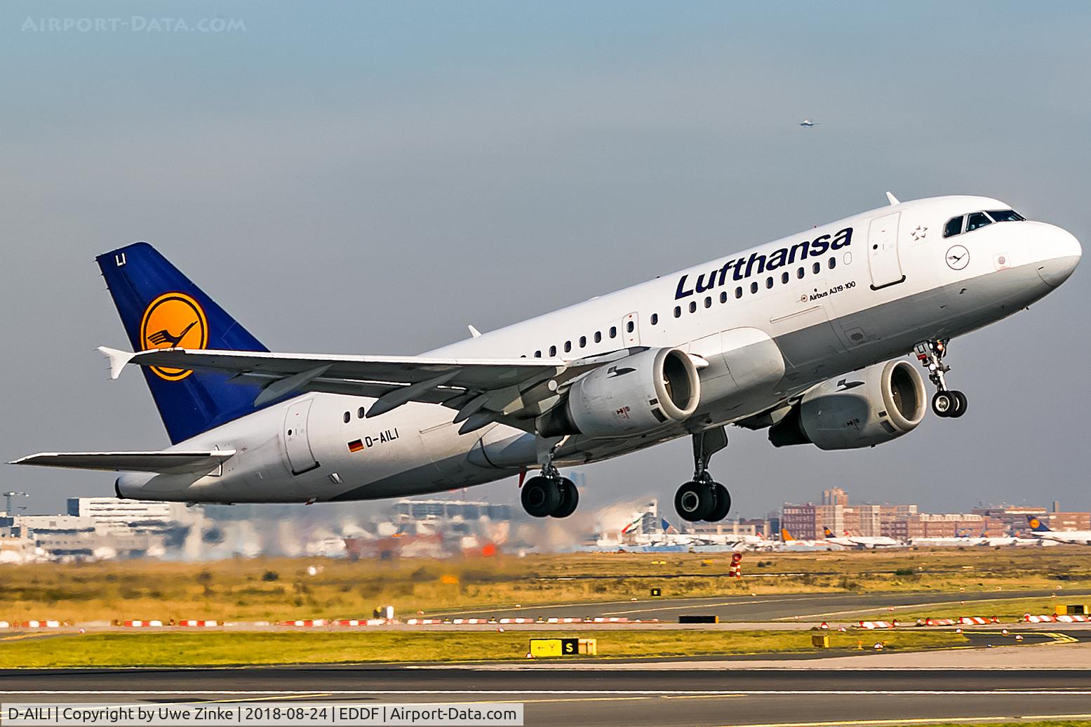 D-AILI, 1997 Airbus A319-114 C/N 651, Rwy 18