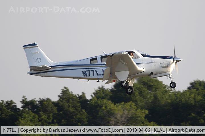 N77LJ, Raytheon Aircraft Company G36 C/N E-3716, Raytheon G36  C/N E-3716 , N77LJ