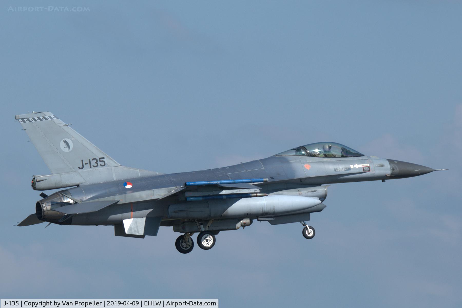 J-135, Fokker F-16AM Fighting Falcon C/N 6D-125, Royal Netherlands Air Force F-16AM landing at Leeuwarden air base, Frisian Flag 2019
