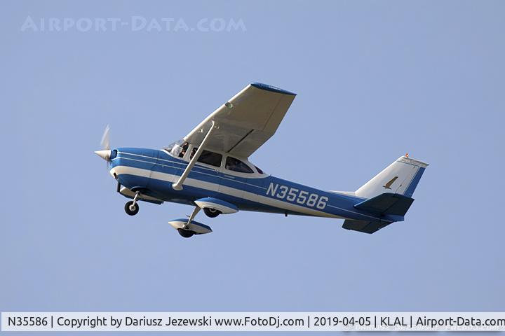 N35586, 1968 Cessna 172I C/N 17256853, Cessna 172I Skyhawk  C/N 17256853, N35586
