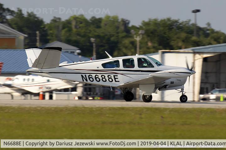 N6688E, 1979 Beech V35B Bonanza C/N D-10319, Beech V35B Bonanza  C/N D-10319, N6688E
