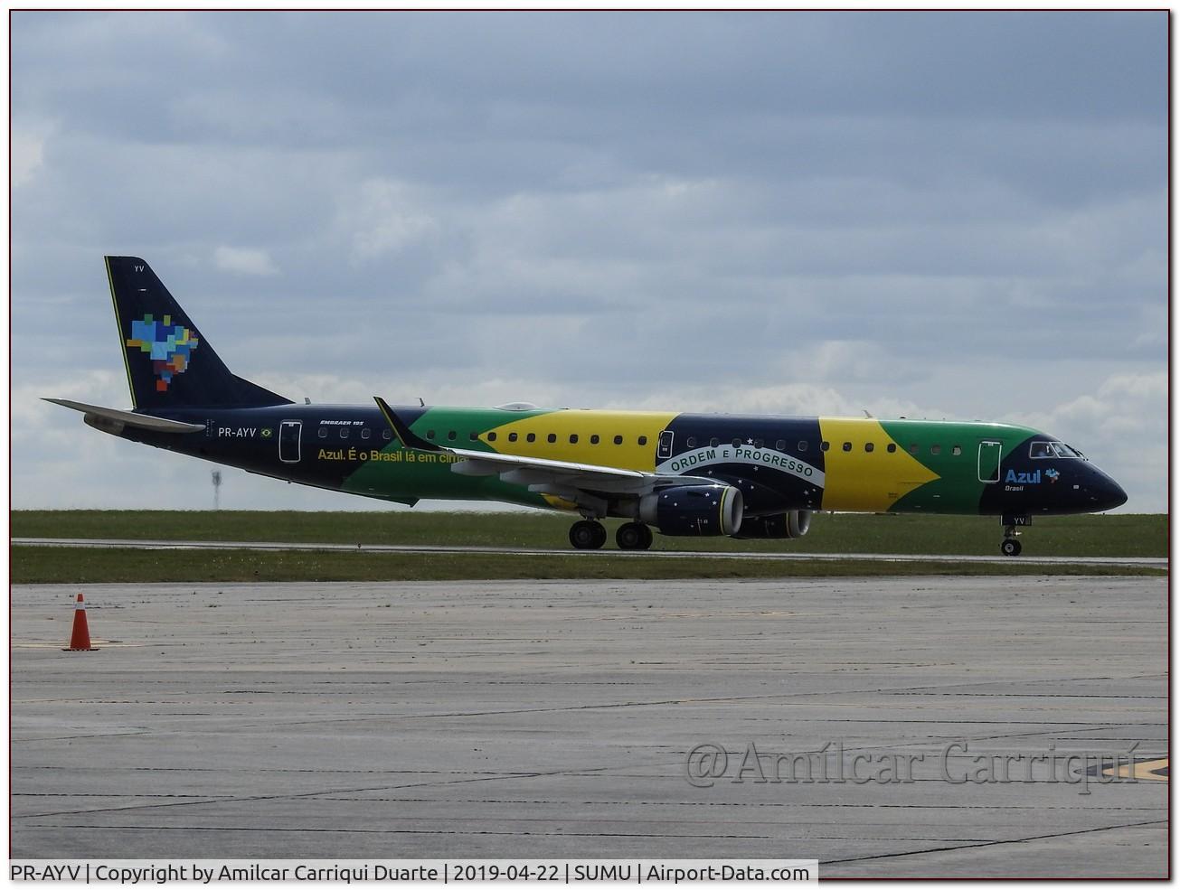PR-AYV, 2011 Embraer 195LR (ERJ-190-200LR) C/N 19000449, Taxi in SUMU
