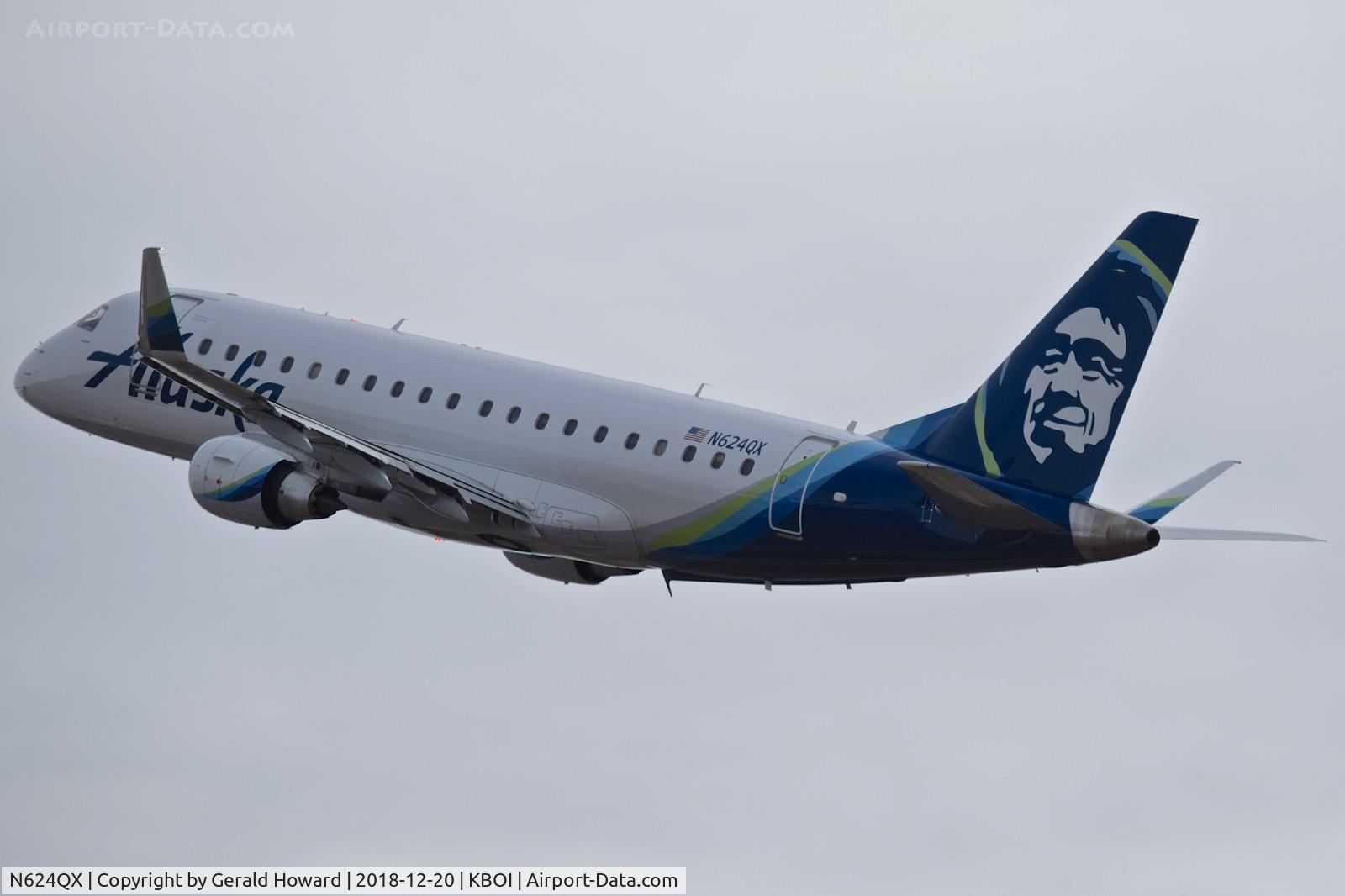 N624QX, 2017 Embraer 175LR (ERJ-170-200LR) C/N 17000657, Climb out from RWY 10L.