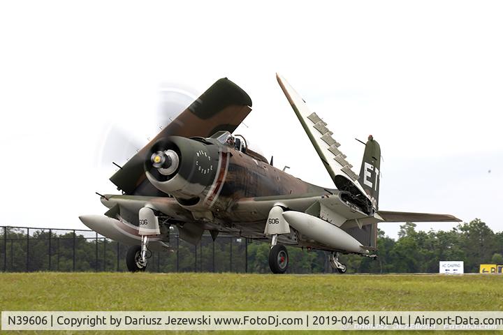N39606, 1955 Douglas AD-6 Skyraider C/N 10838, Douglas AD-6 Skyraider  C/N 10838 (139606), NX39606