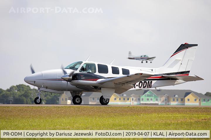 PR-ODM, 1975 Beech 58 Baron Baron C/N TH-587, Beech 58 Baron  C/N unknown, PR-ODM