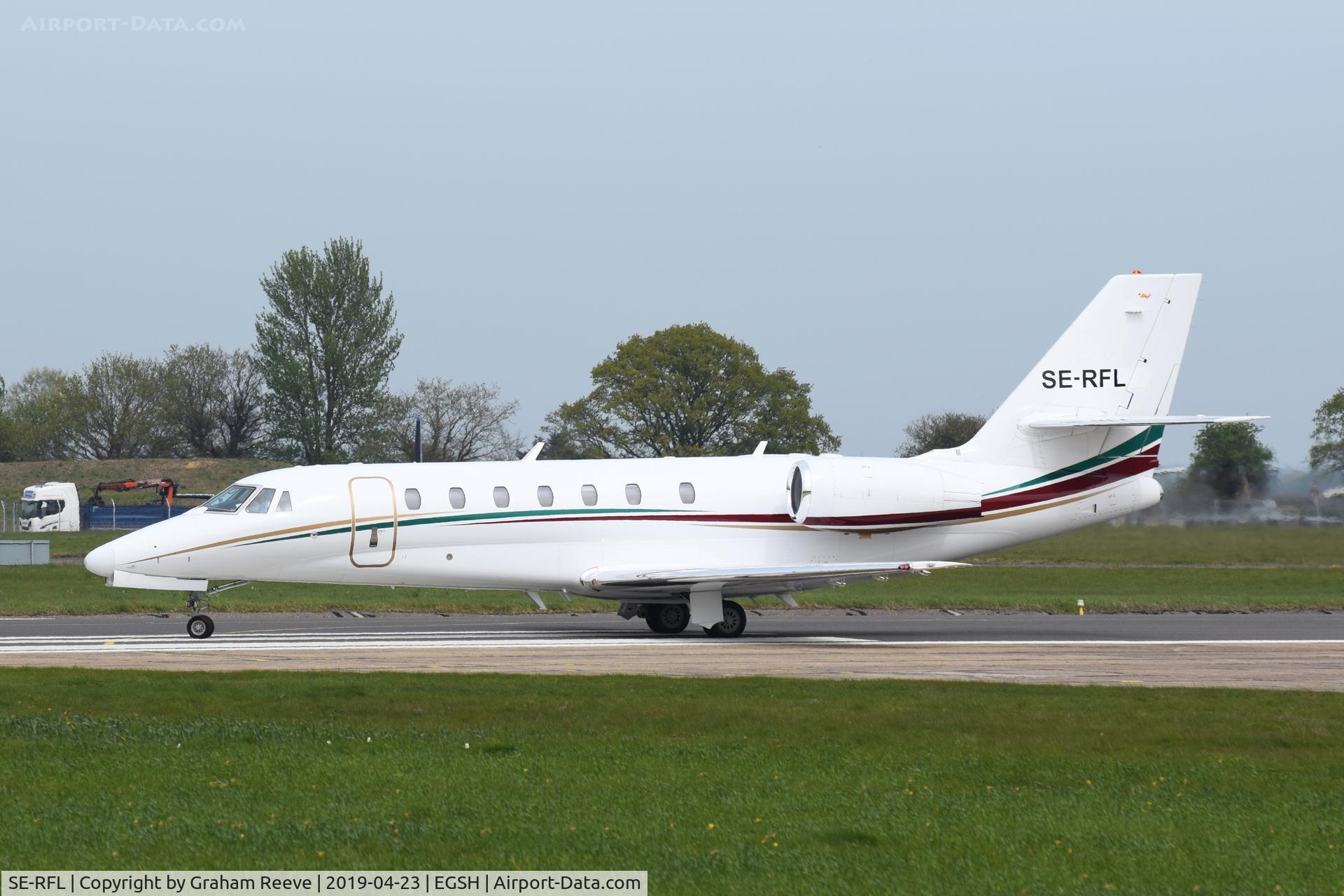 SE-RFL, 2009 Cessna 680 Citation Soveregin C/N 680-0276, Departing from Norwich.