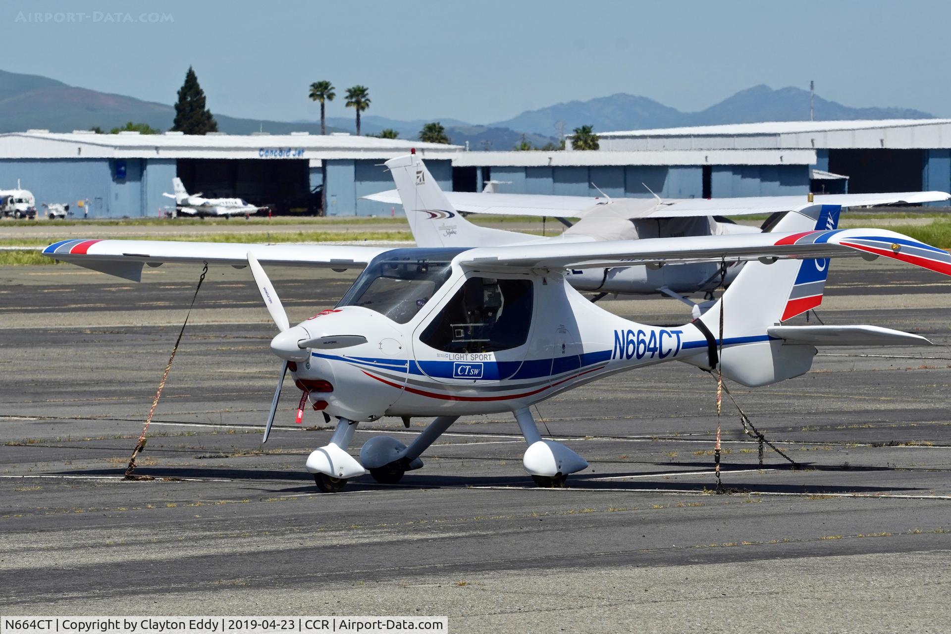 N664CT, 2007 Flight Design CTSW C/N 07-08-18, Buchanan Field Concord California 2019.