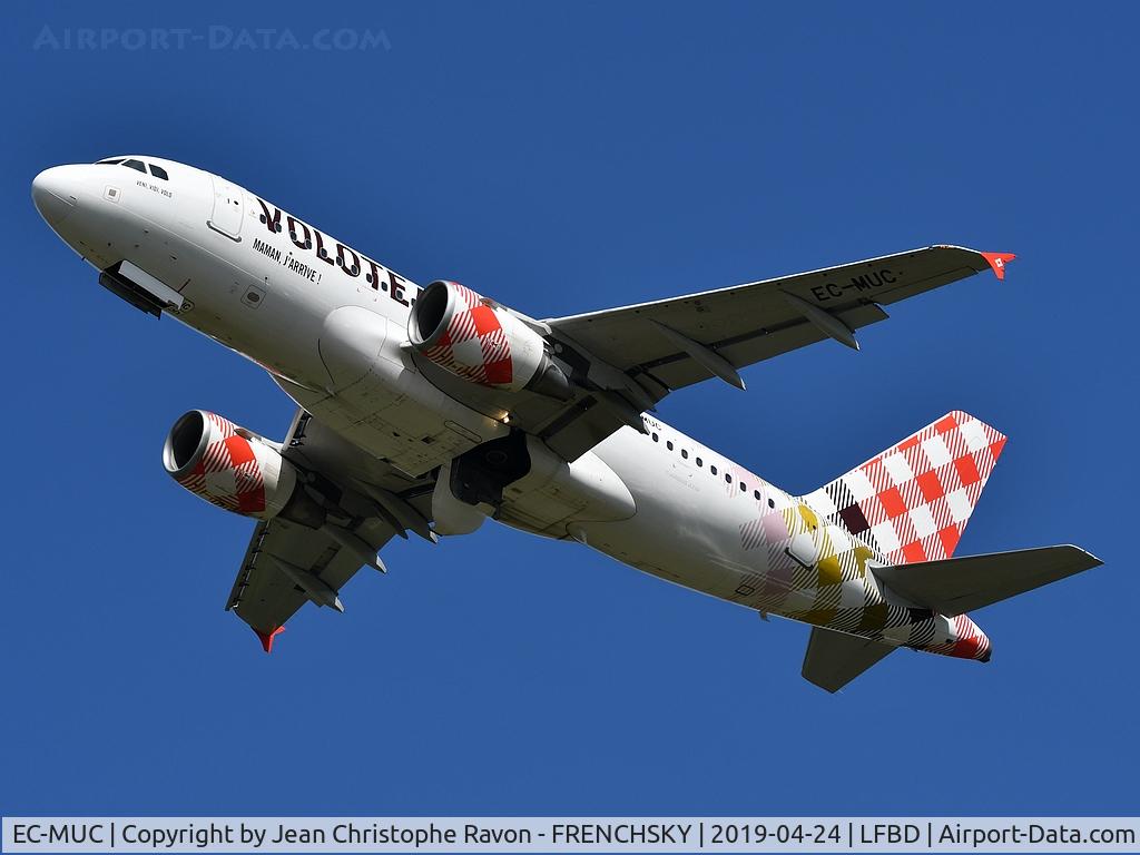 EC-MUC, 2004 Airbus A319-111 C/N 2122, V72464 take off runway 23 to Madrid Barajas