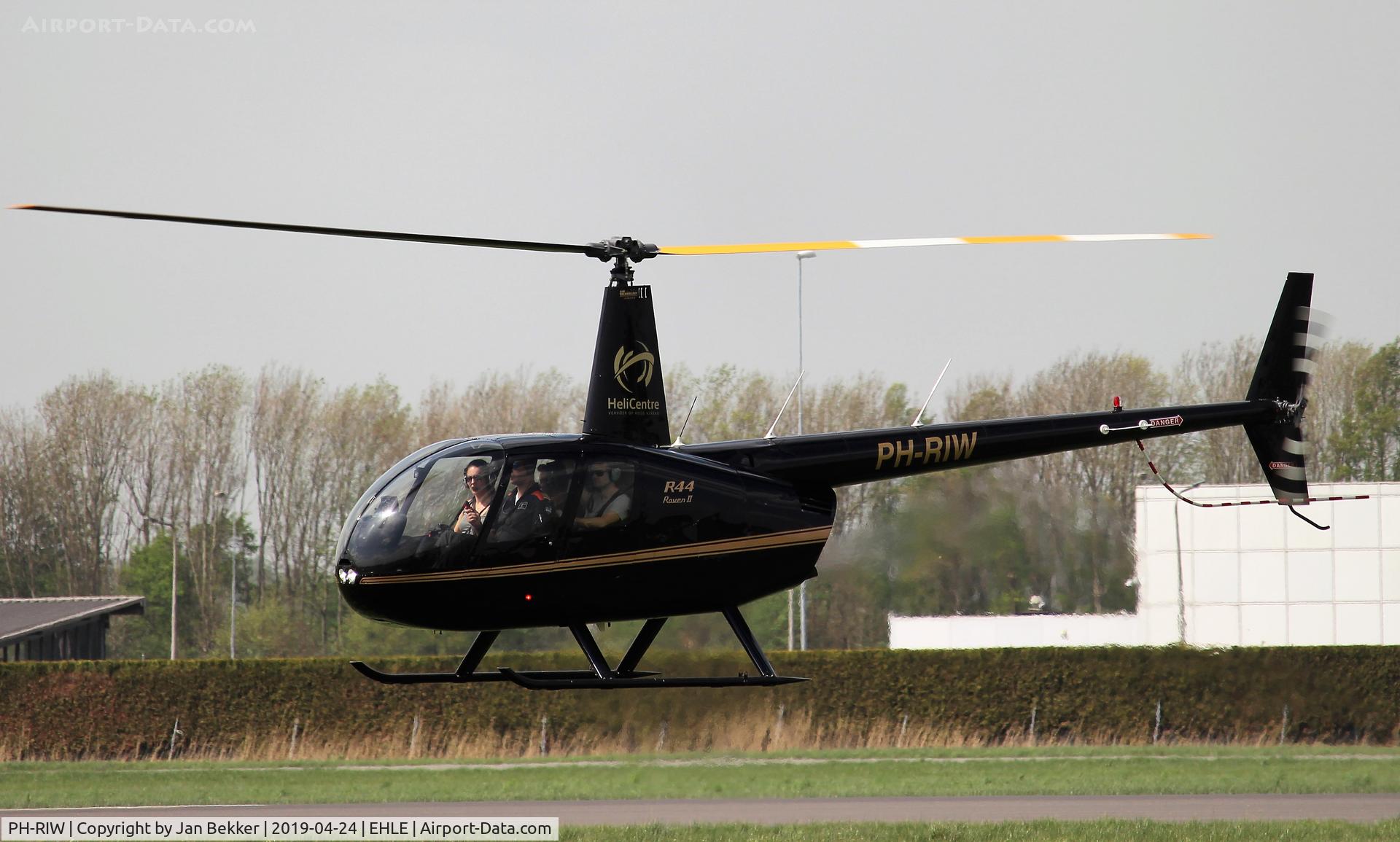 PH-RIW, 2008 Robinson R44 Raven II C/N 12583, Lelystad Airport