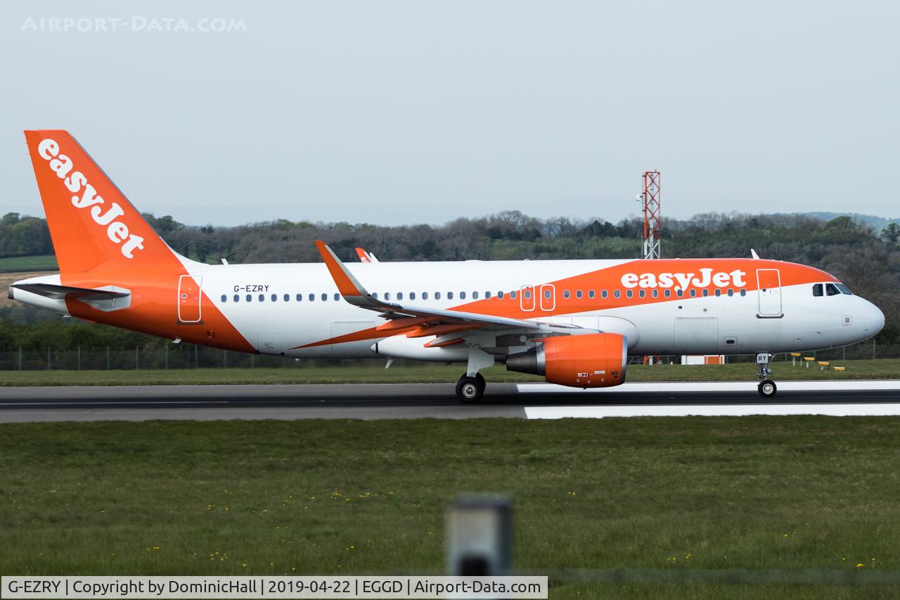 G-EZRY, 2018 Airbus A320-214 C/N 8344, Departing RWY 09