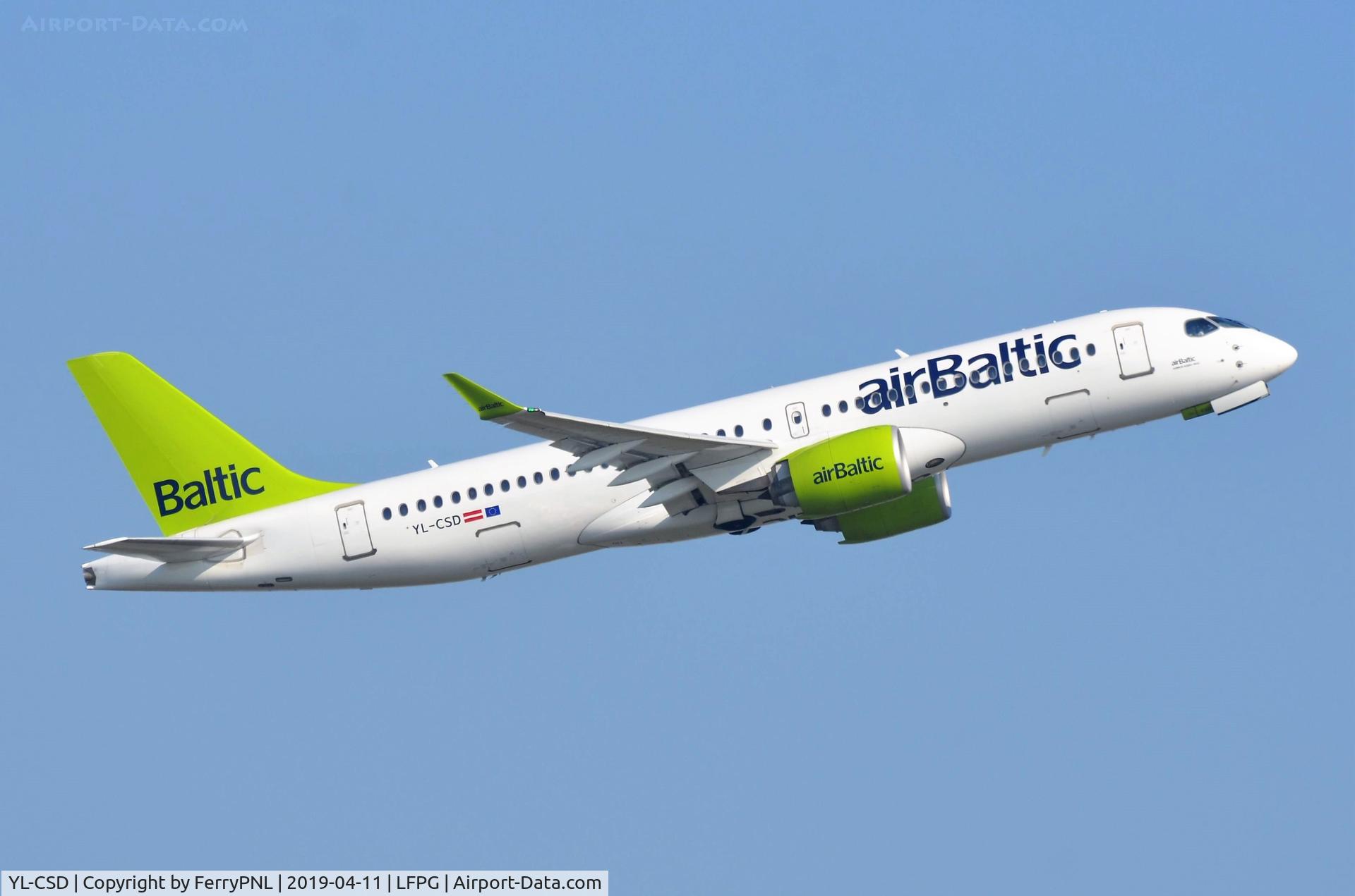 YL-CSD, 2017 Bombardier CSeries CS300 (BD-500-1A11) C/N 55006, Air Baltic A223 departing