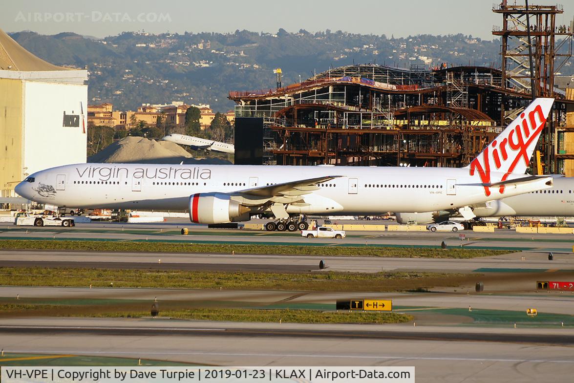VH-VPE, 2009 Boeing 777-3ZG/ER C/N 37939, No comment