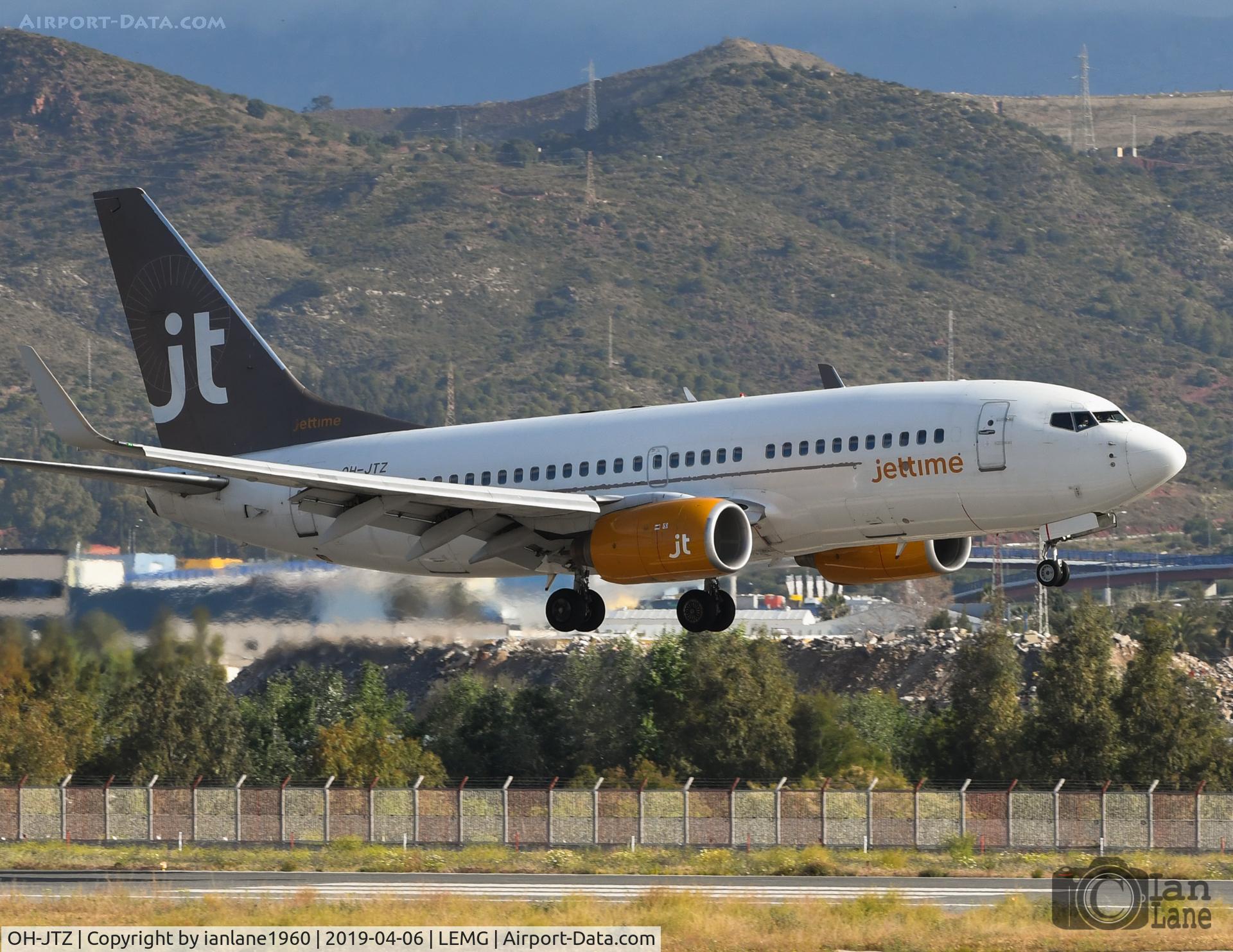 OH-JTZ, 1999 Boeing 737-73S C/N 29083, Jet Time Boeing 737 landing at Malaga