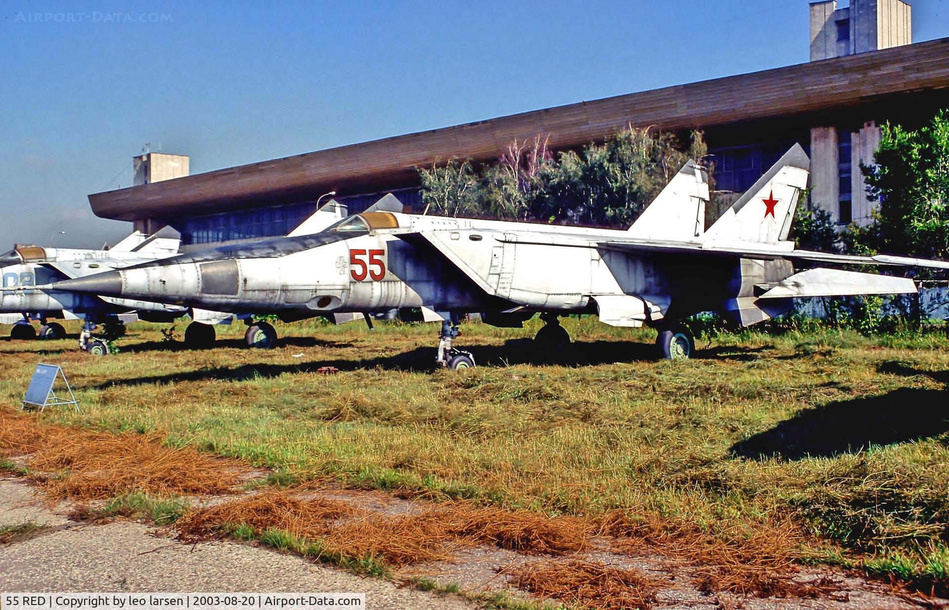 55 RED, 1970 Mikoyan-Gurevich MiG-25RB C/N 02007033, Khodynka Airfield 20.8.2003