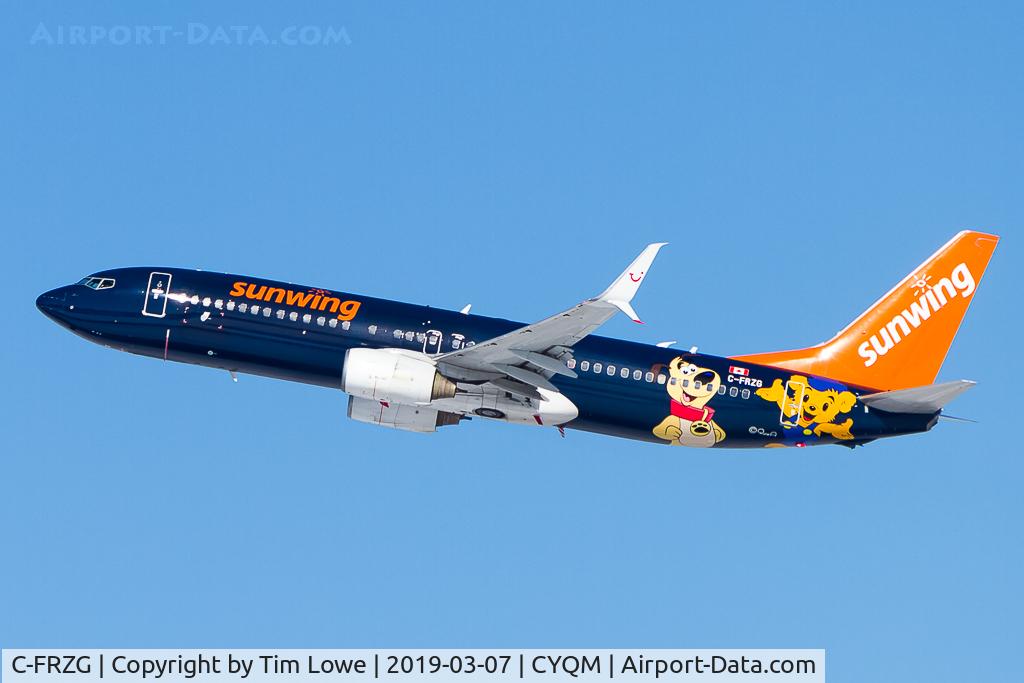 C-FRZG, 2008 Boeing 737-8K5 C/N 35139, Shortly after departing runway 24.