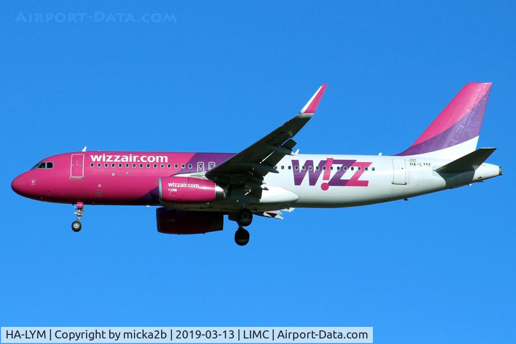 HA-LYM, 2015 Airbus A320-232 C/N 6544, Landing