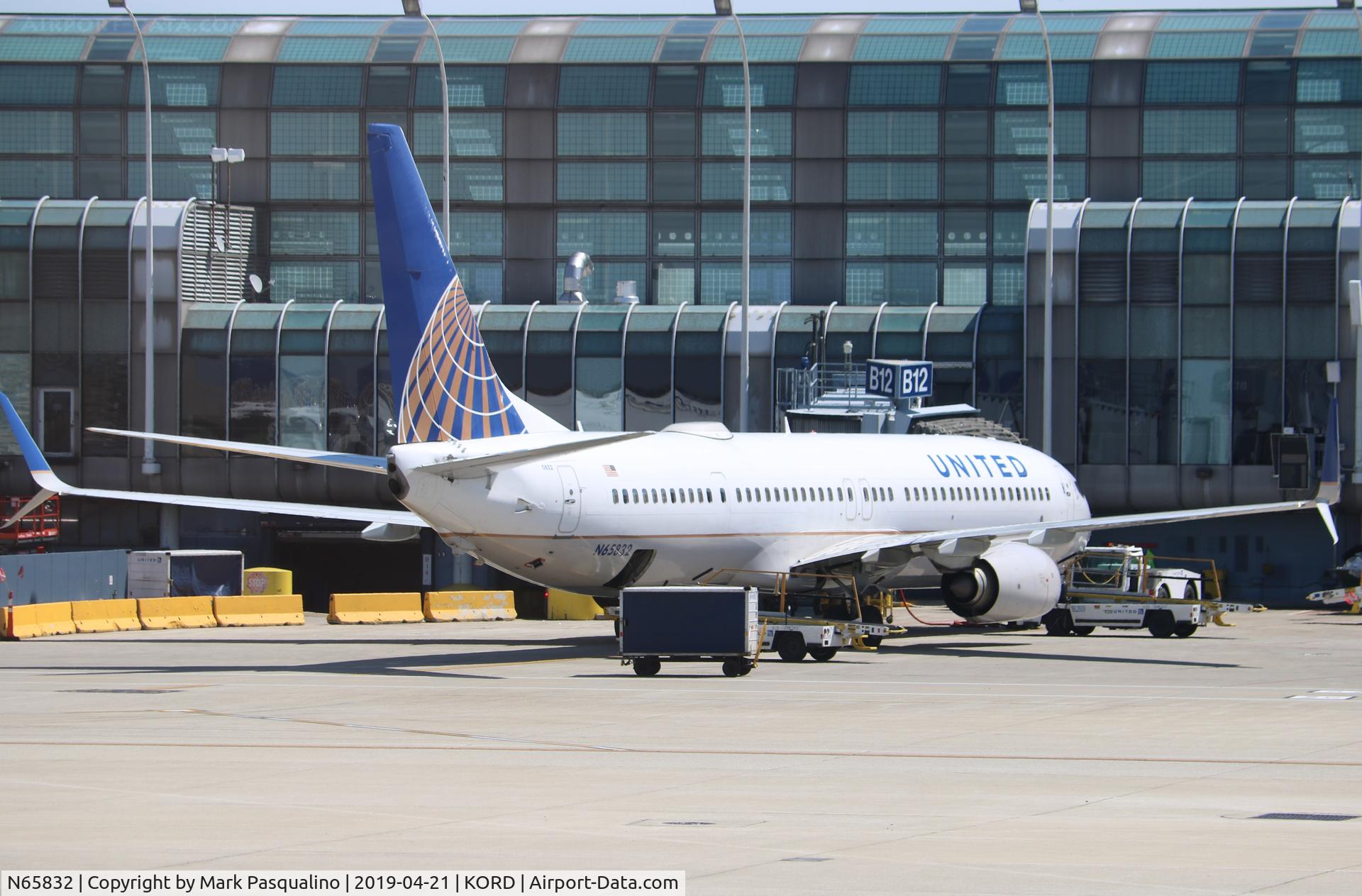 N65832, 2014 Boeing 737-924/ER C/N 44563, Boeing 737-924/ER