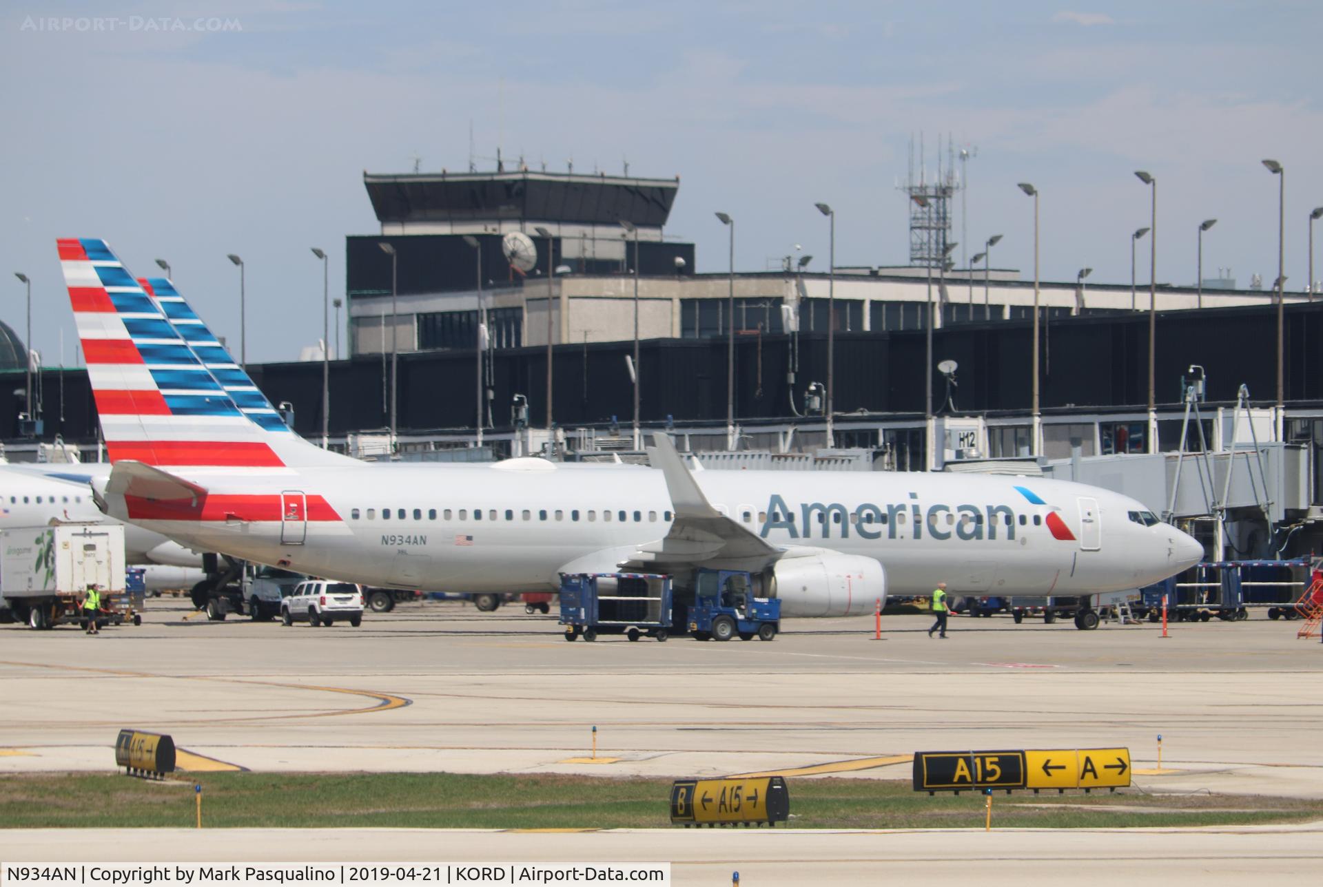 N934AN, 2000 Boeing 737-823 C/N 29531, Boeing 737-823