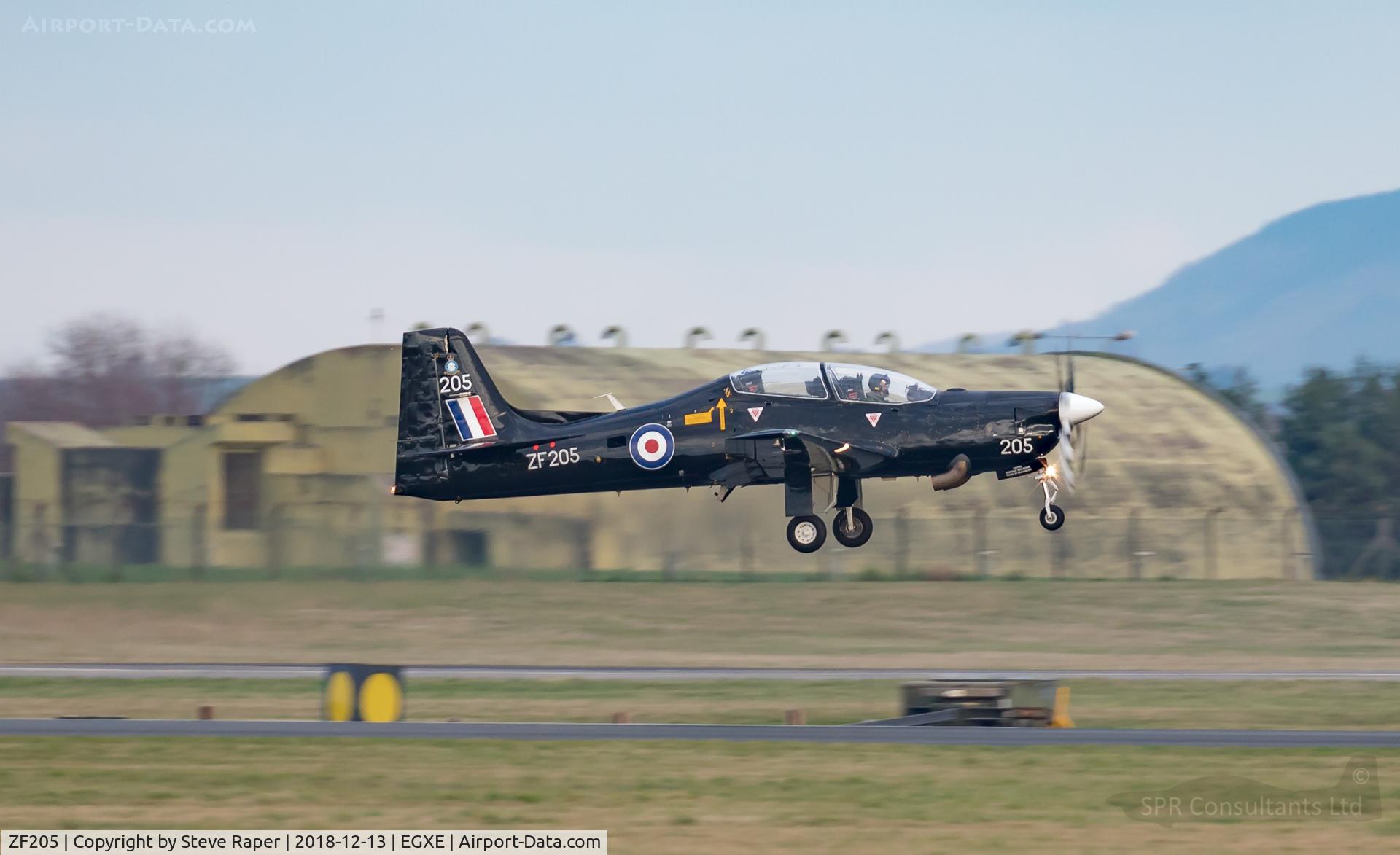 ZF205, 1989 Short S-312 Tucano T1 C/N S030/T30, Departing RAF Leeming after a practice diversion