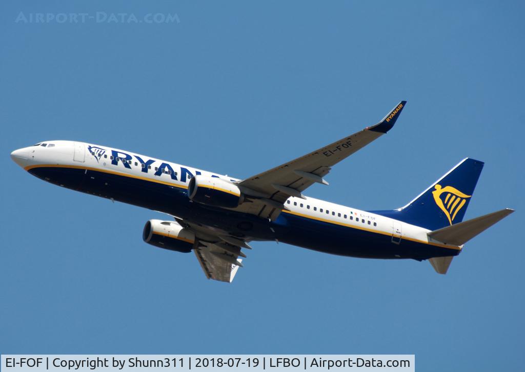 EI-FOF, 2016 Boeing 737-8AS C/N 44716, Climbing after take off from rwy 32R