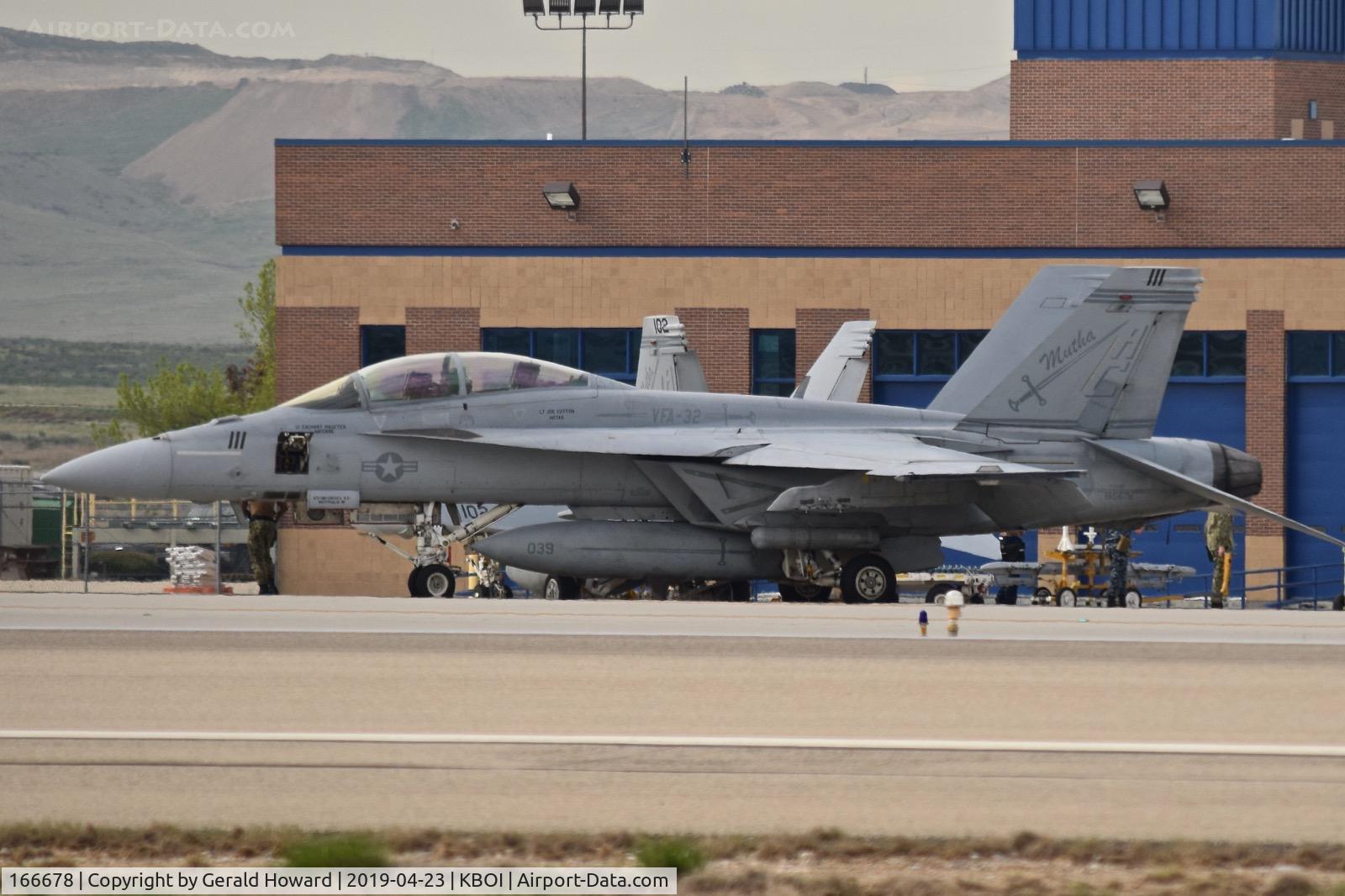 166678, Boeing F/A-18F Super Hornet C/N F156, VFA-32 