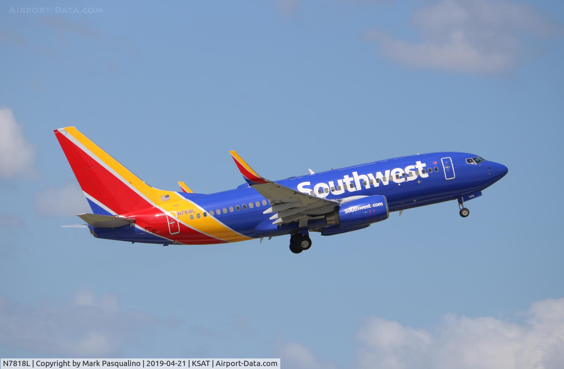 N7818L, 1999 Boeing 737-76N C/N 28609, Boeing 737-76N