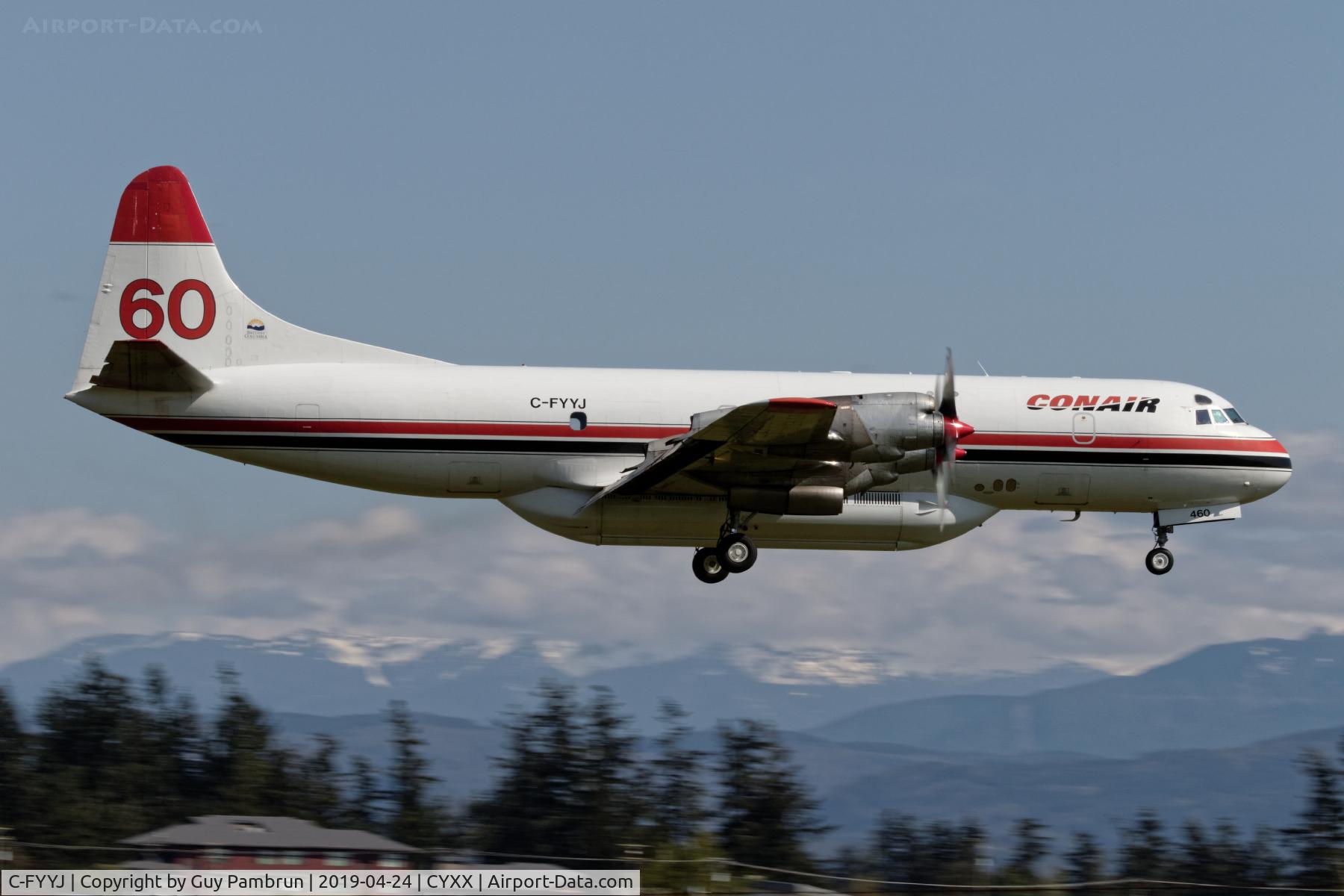 C-FYYJ, 1961 Lockheed L-188A(F) Electra C/N 1143, Landing
