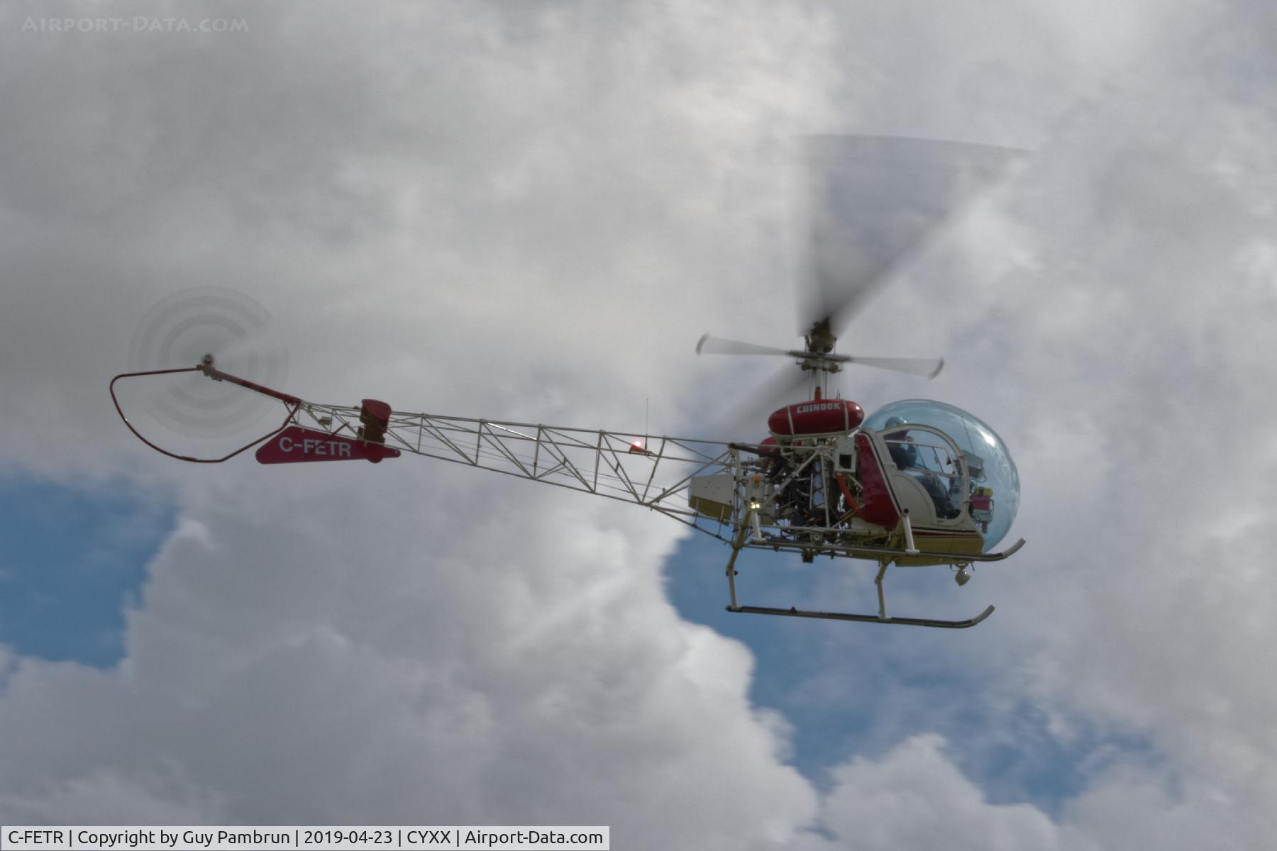 C-FETR, 1952 Bell 47G-2 C/N 638, Landing
